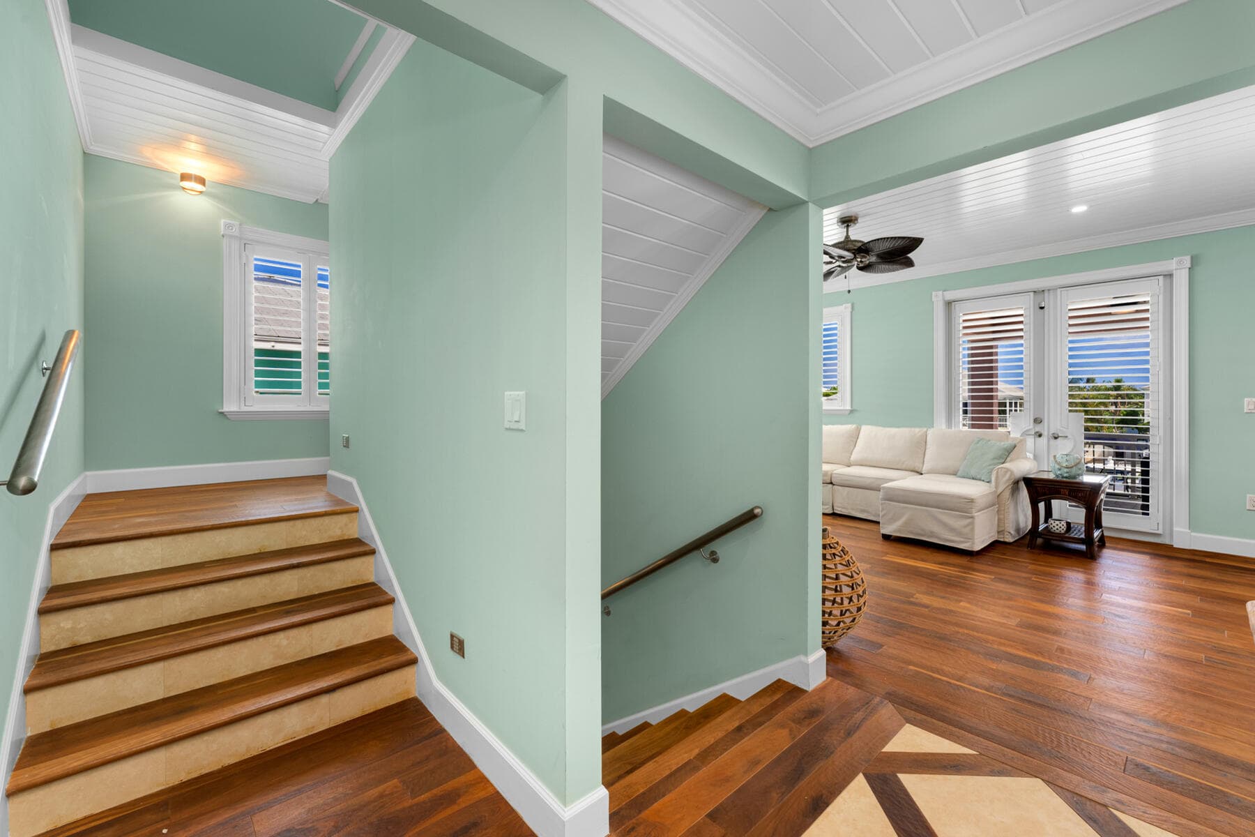 109 Valencia Drive photo 16