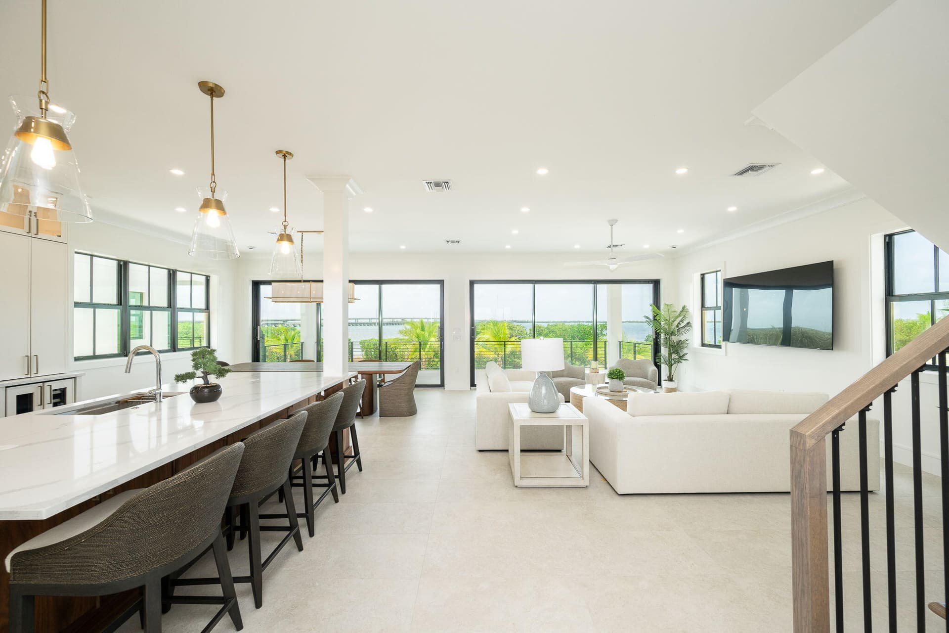 231 E Shore Drive 4 photo 7