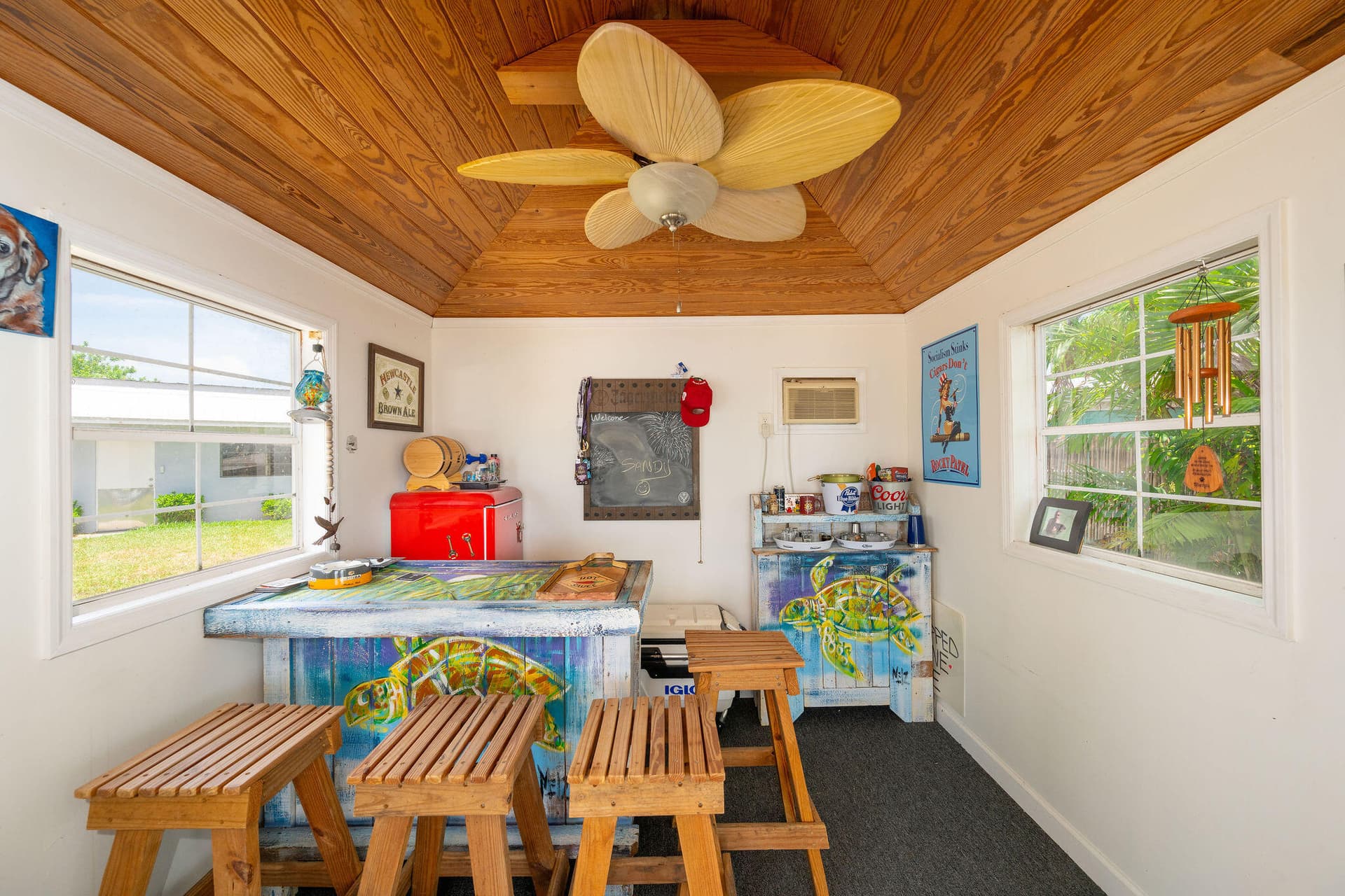 110 Avenue F photo 13