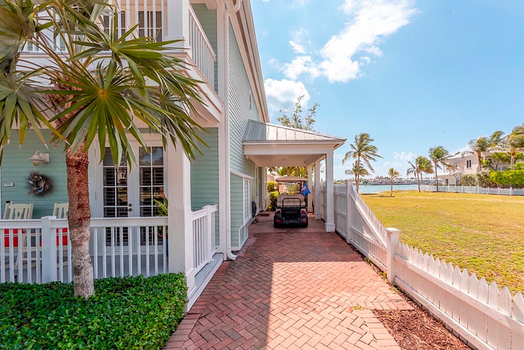 32 Sunset Key Drive photo 4