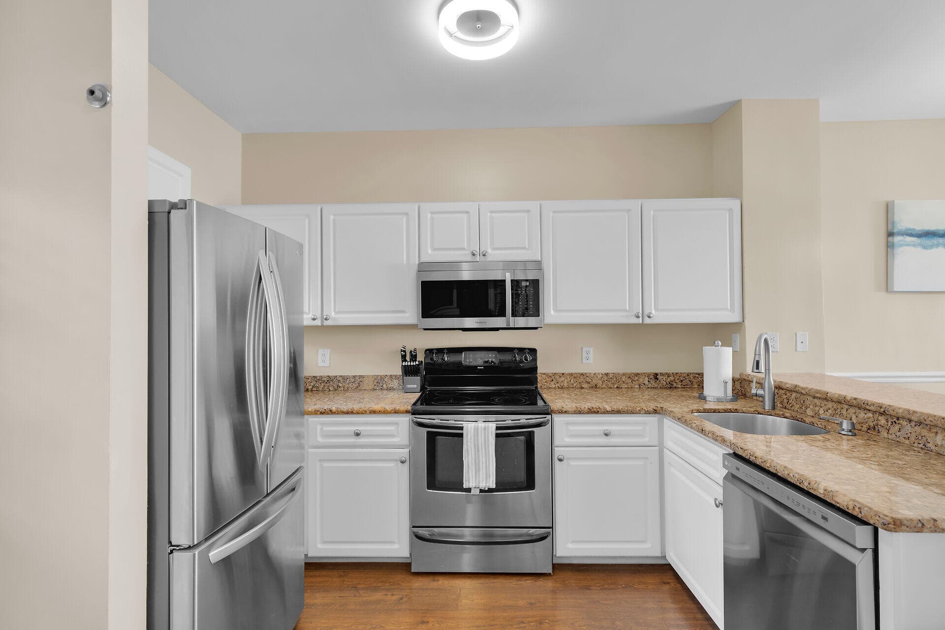 5018 Sunset Village Drive D-050 photo 6