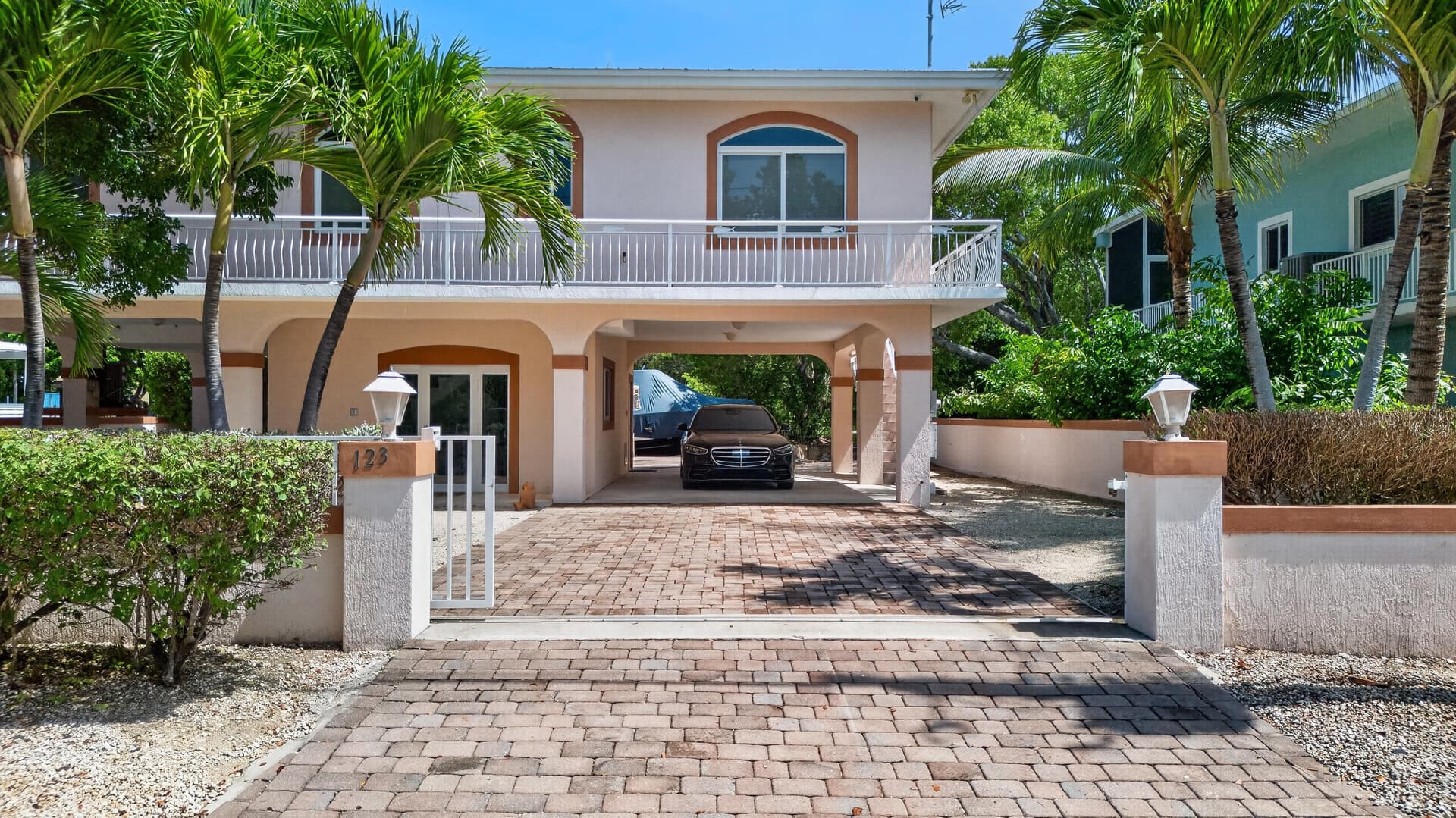 123 Peace Avenue photo 5