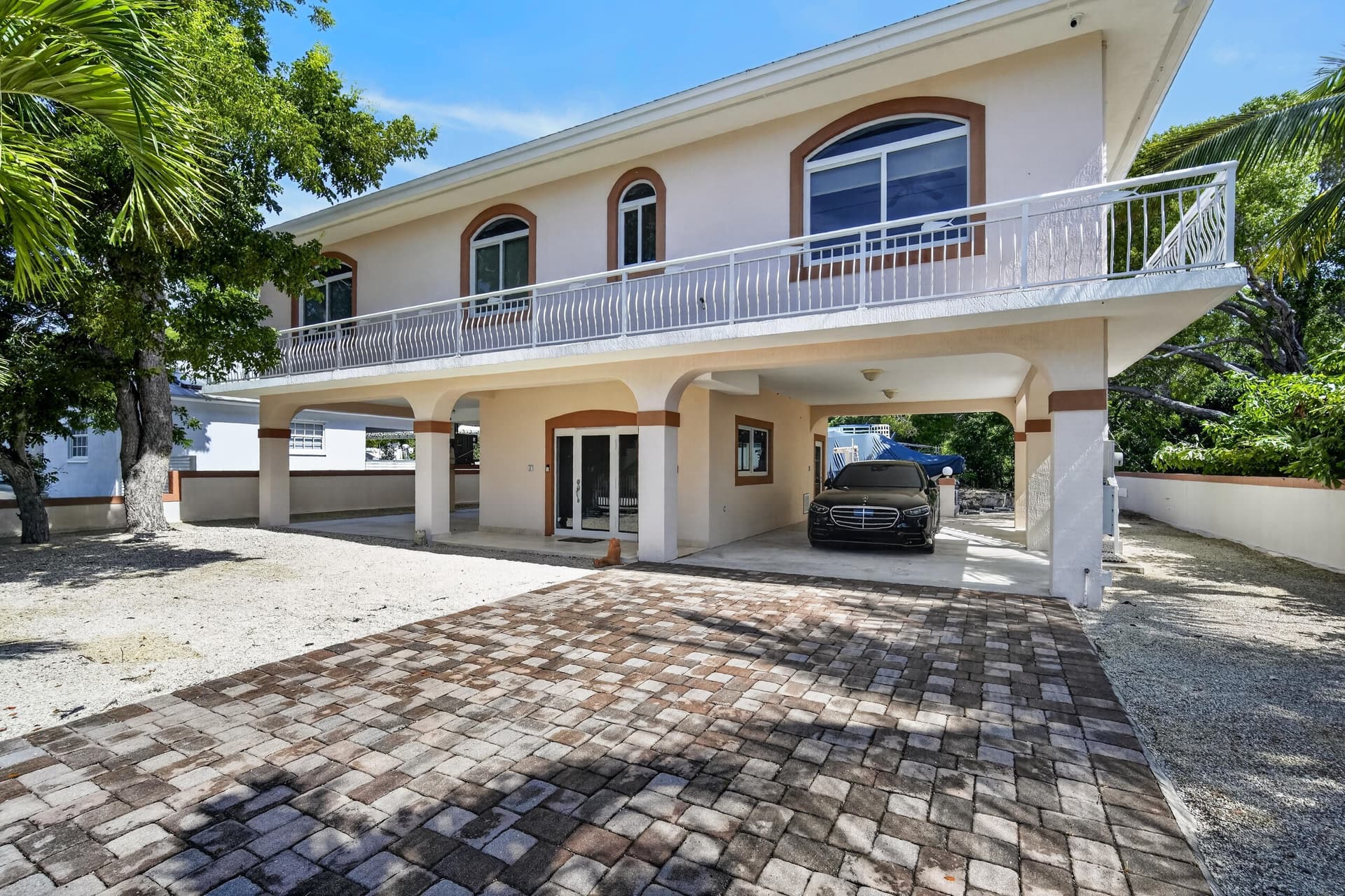 123 Peace Avenue photo 3