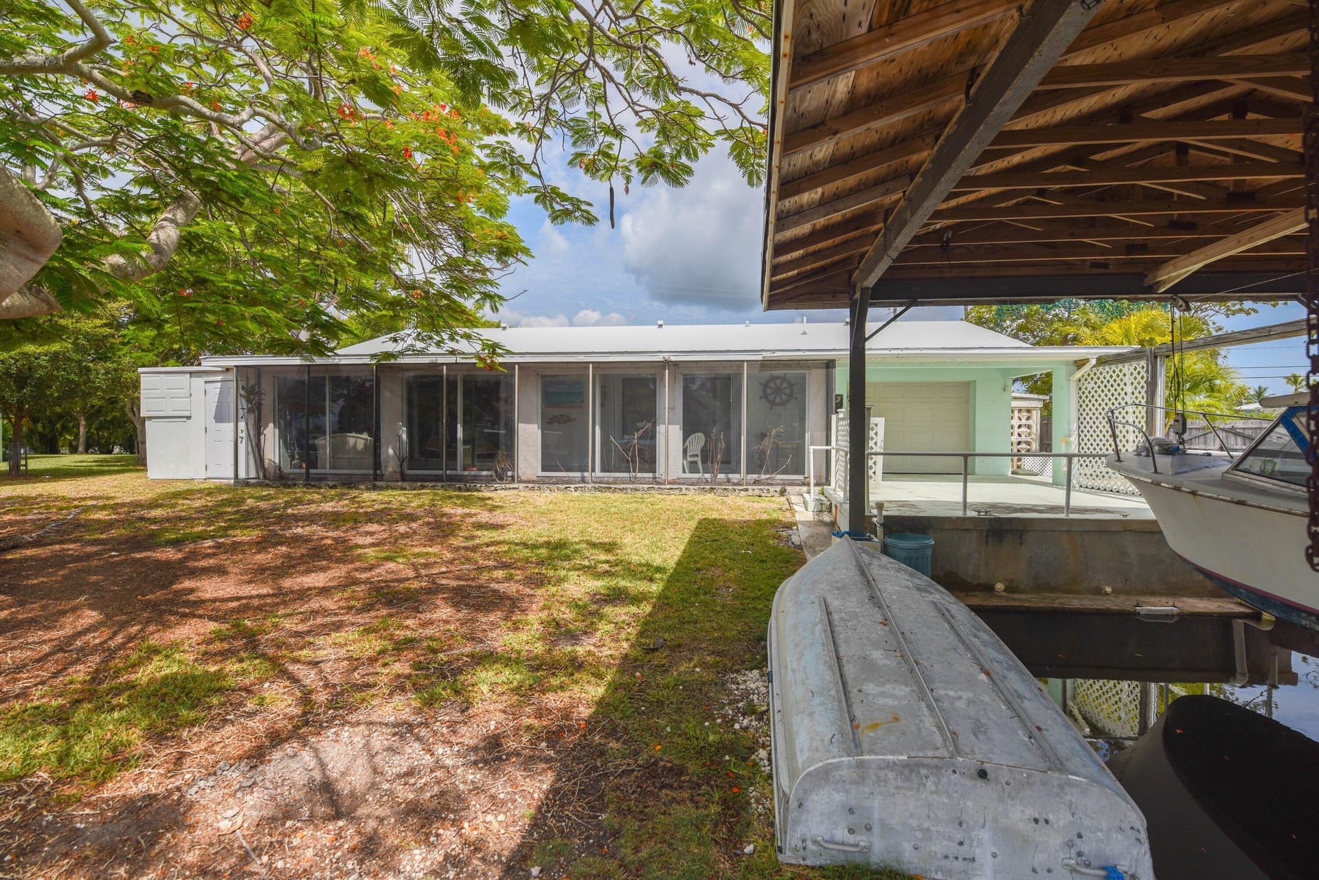 1817 Watson Boulevard photo 7
