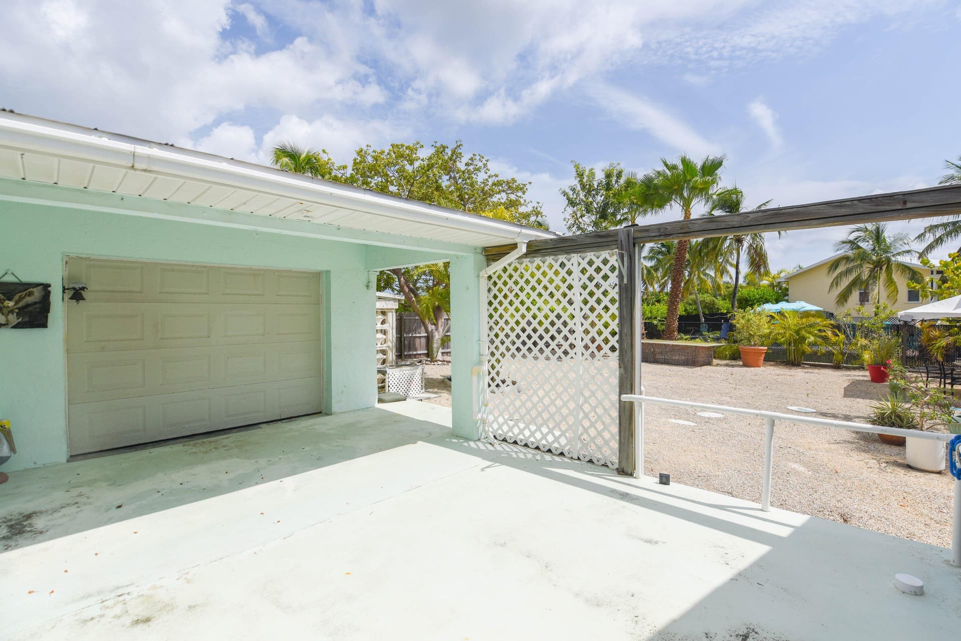 1817 Watson Boulevard photo 19