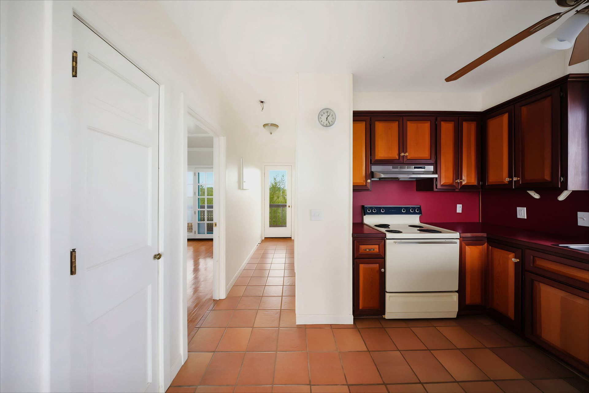 31247 Avenue J photo 24