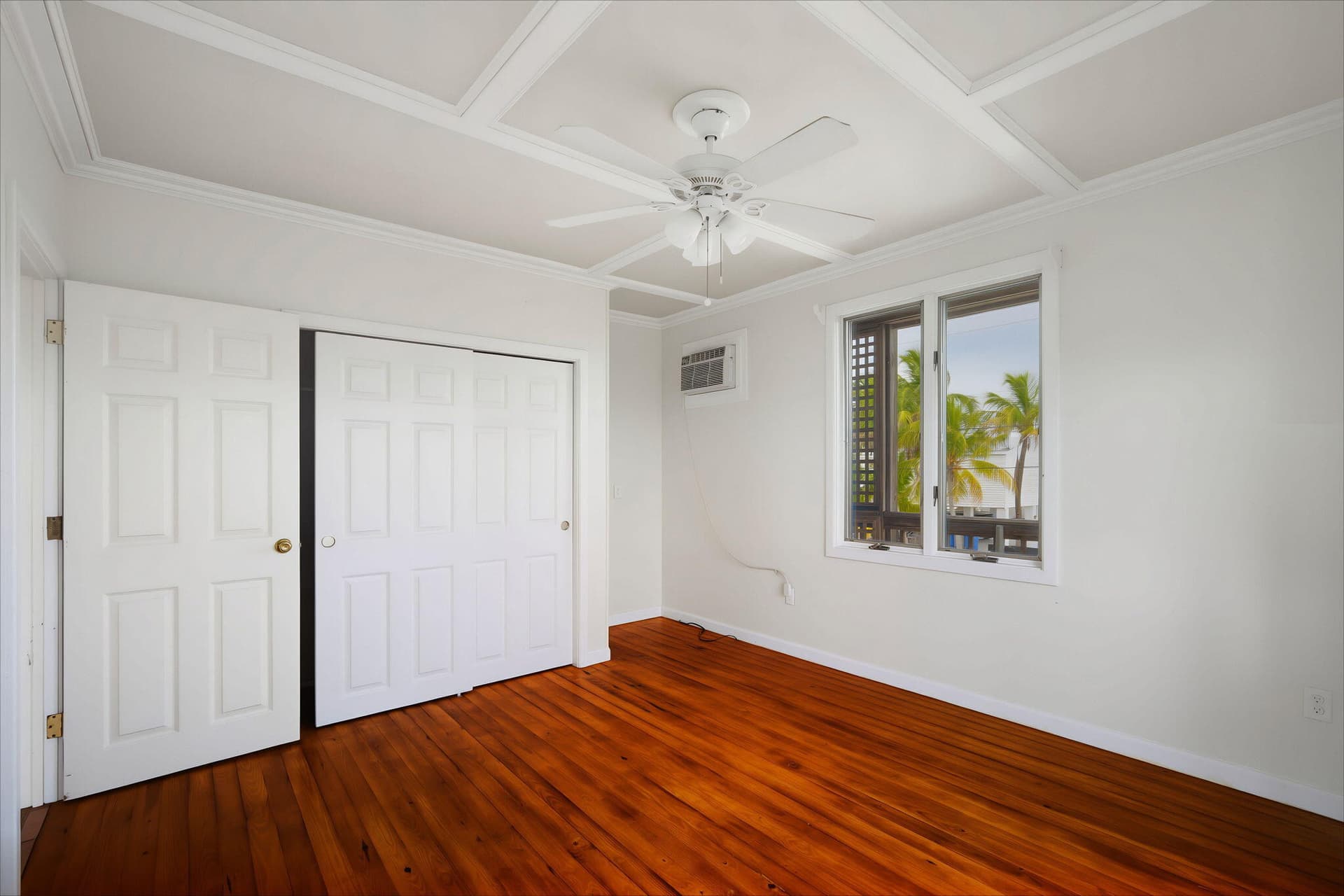 31247 Avenue J photo 25