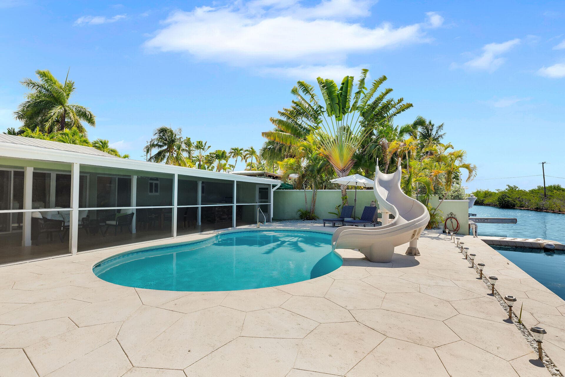 3206 Riviera Drive photo 3