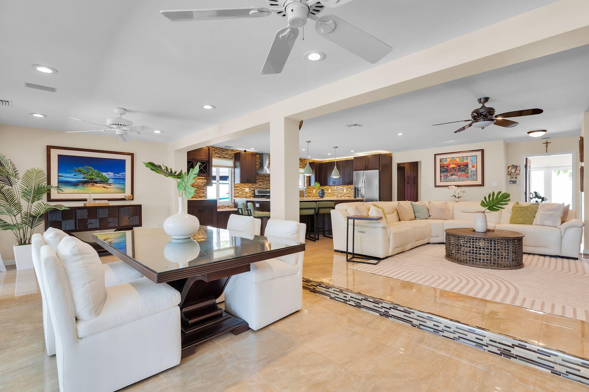 3206 Riviera Drive photo 8