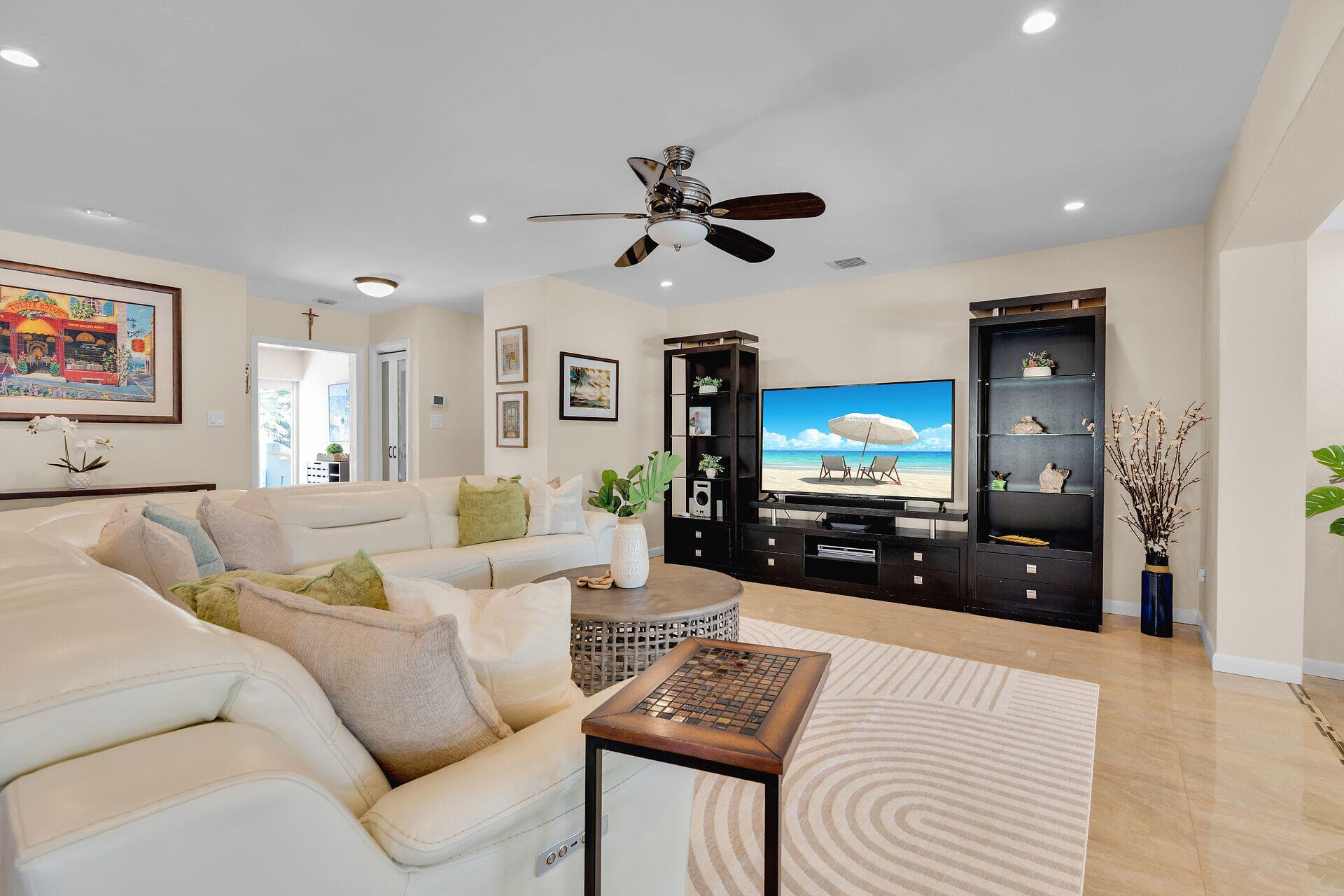 3206 Riviera Drive photo 10
