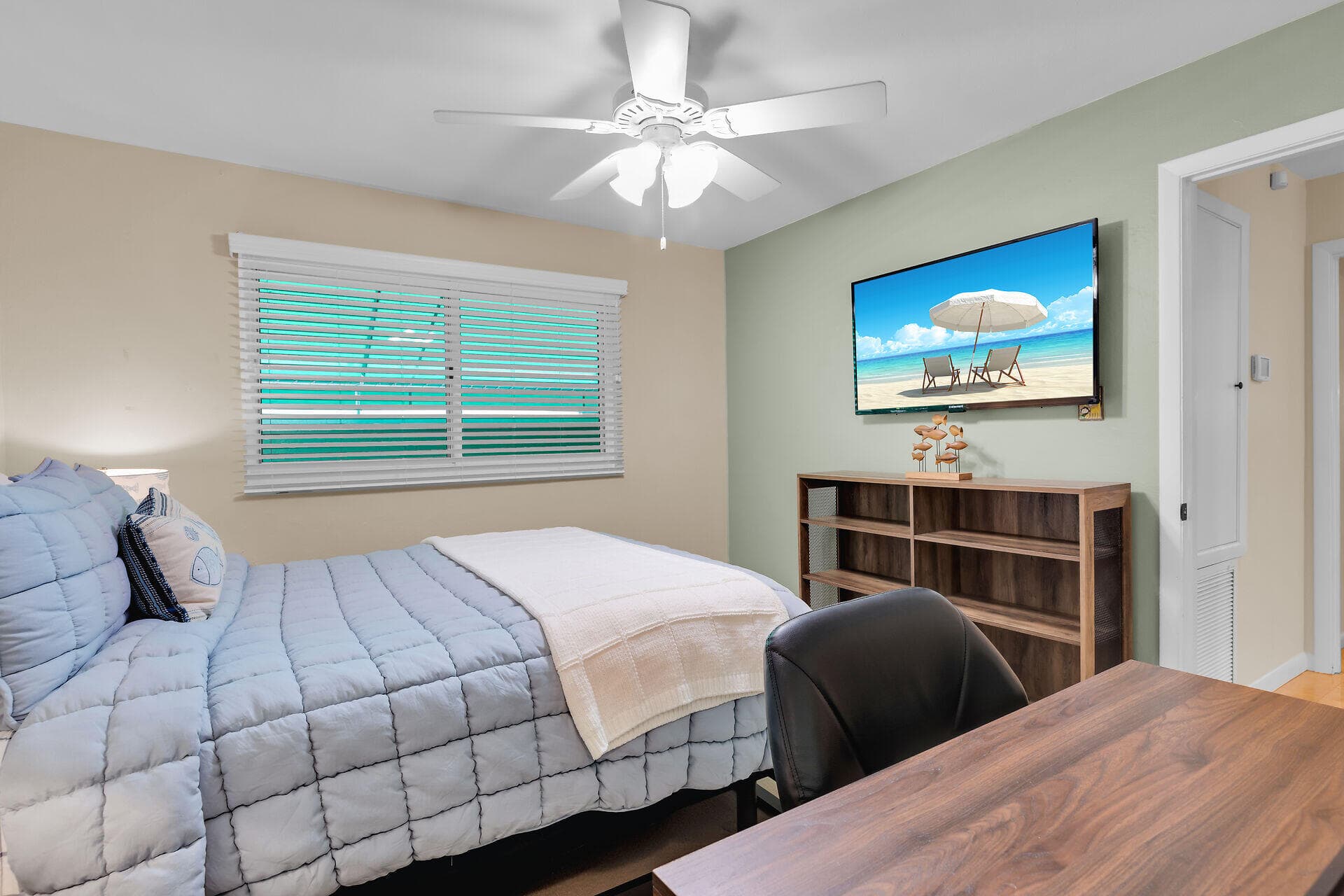 3206 Riviera Drive photo 19