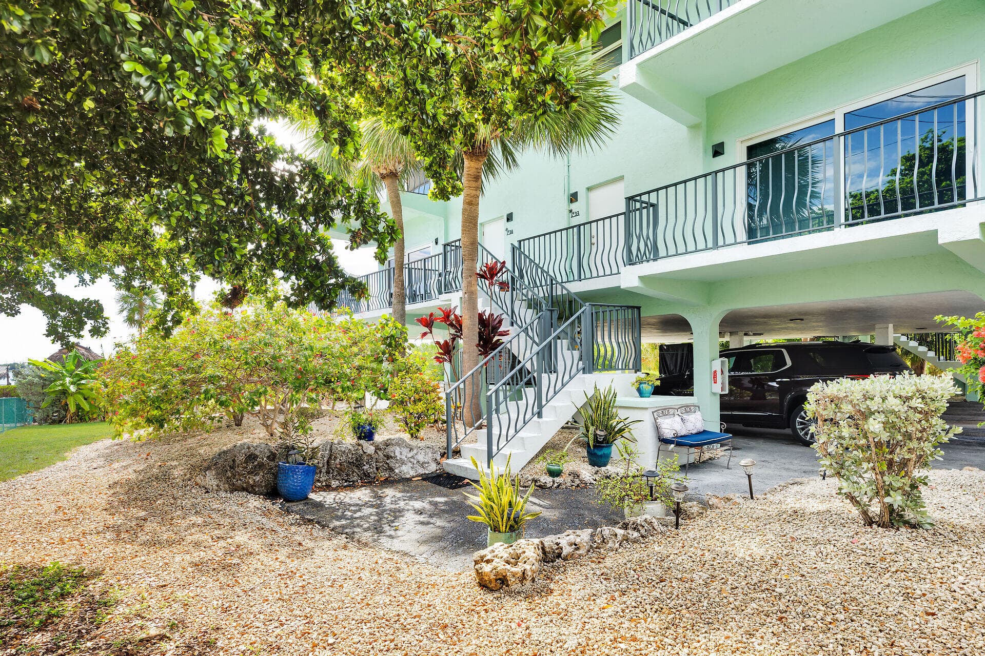 12690 Overseas Highway APT 34 photo 2