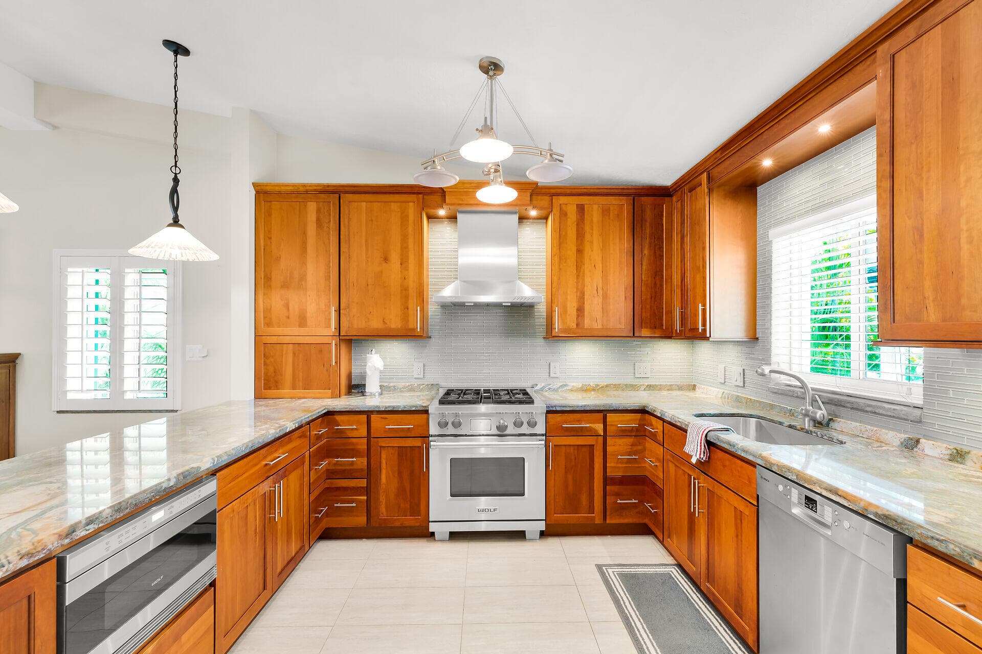 155 Plantation Avenue photo 4