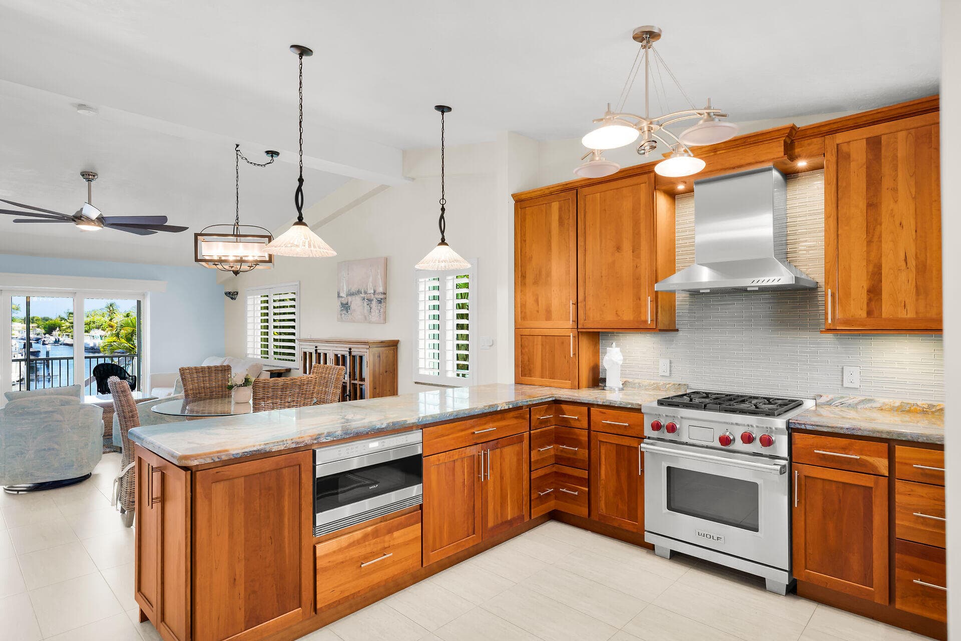 155 Plantation Avenue photo 5