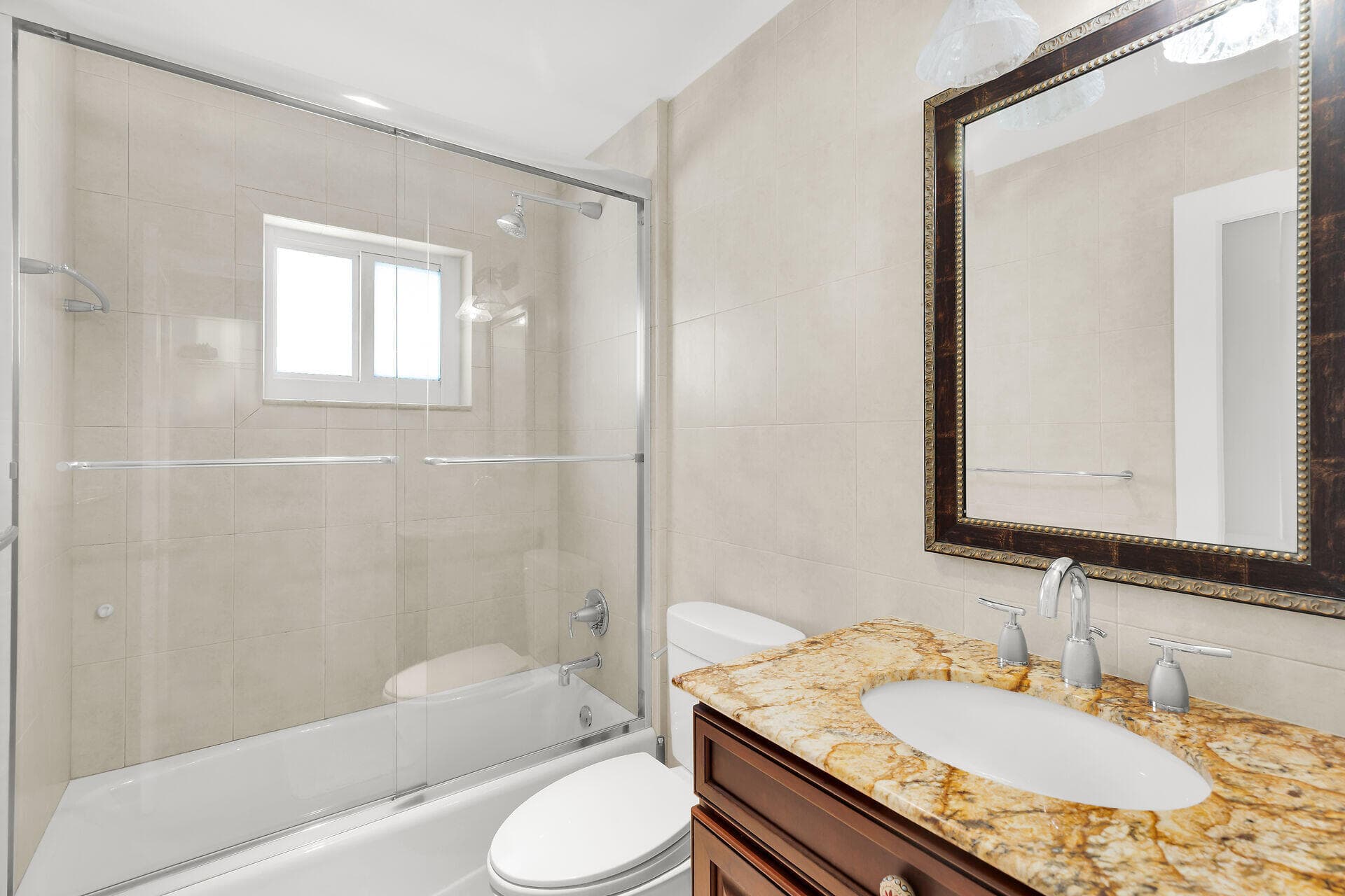 155 Plantation Avenue photo 24
