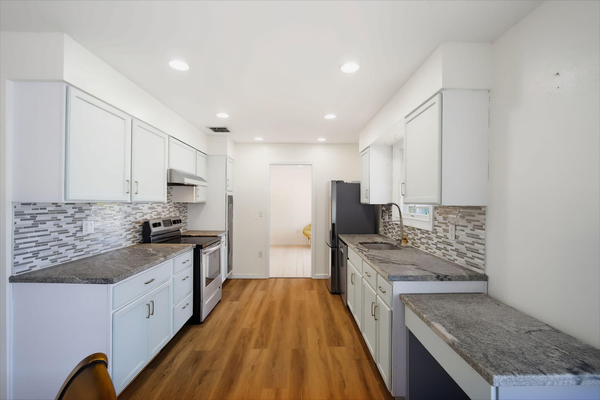 7 Diamond Drive photo 12