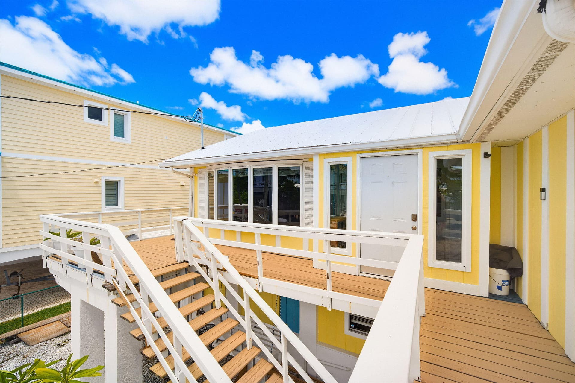 7 Diamond Drive photo 6