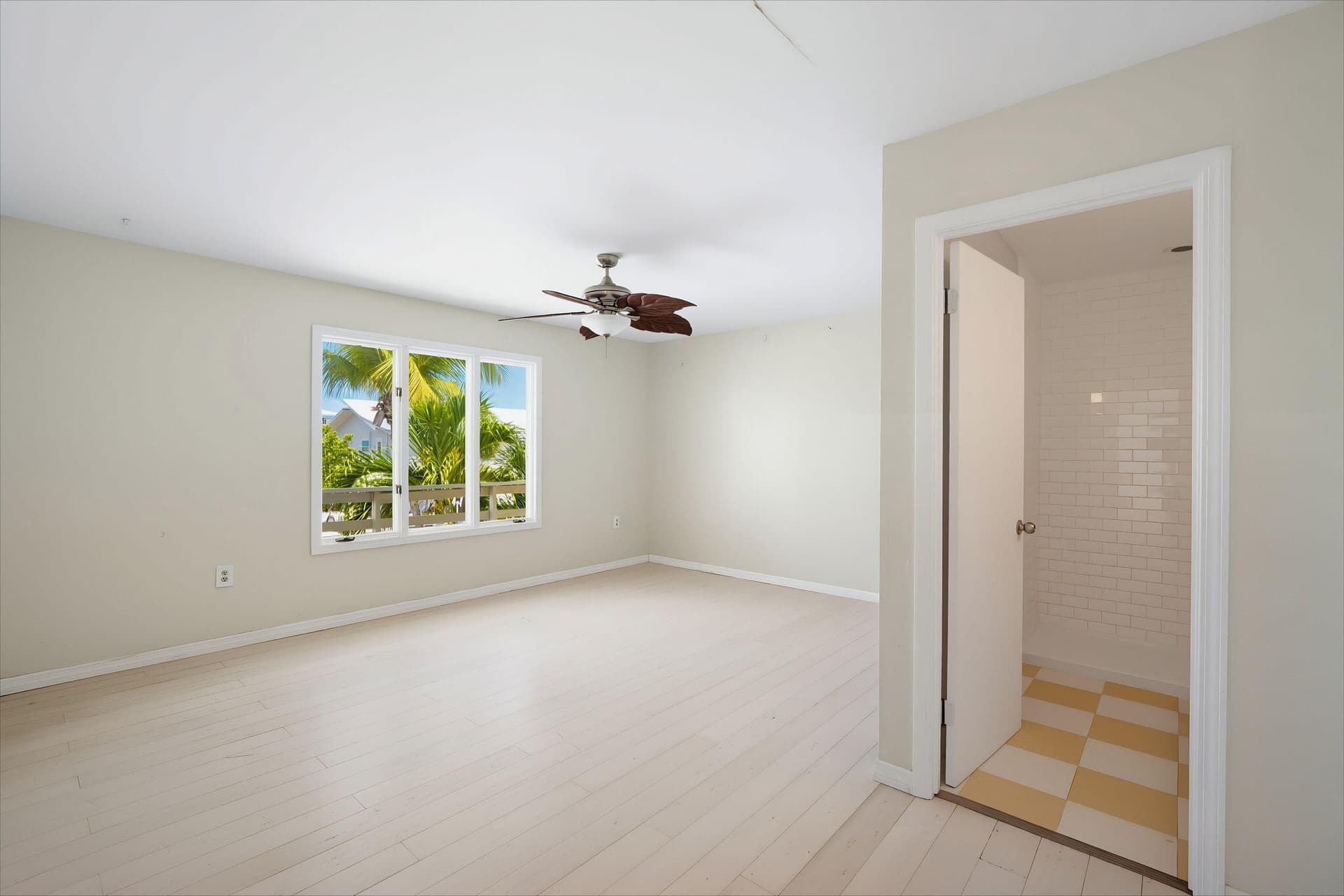 7 Diamond Drive photo 18