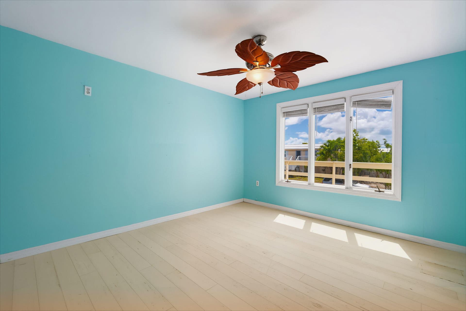 7 Diamond Drive photo 24