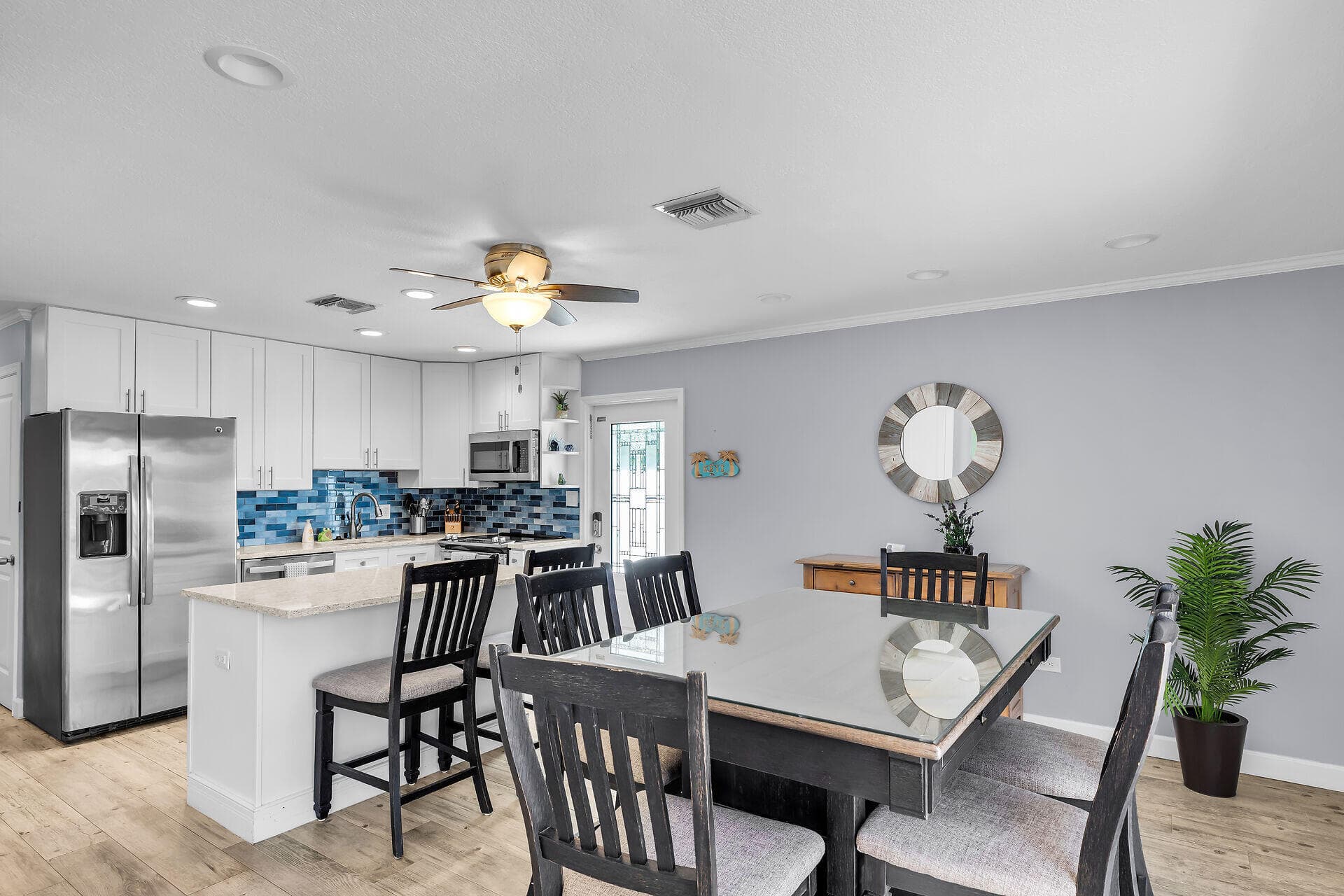 370 11Th Street photo 4