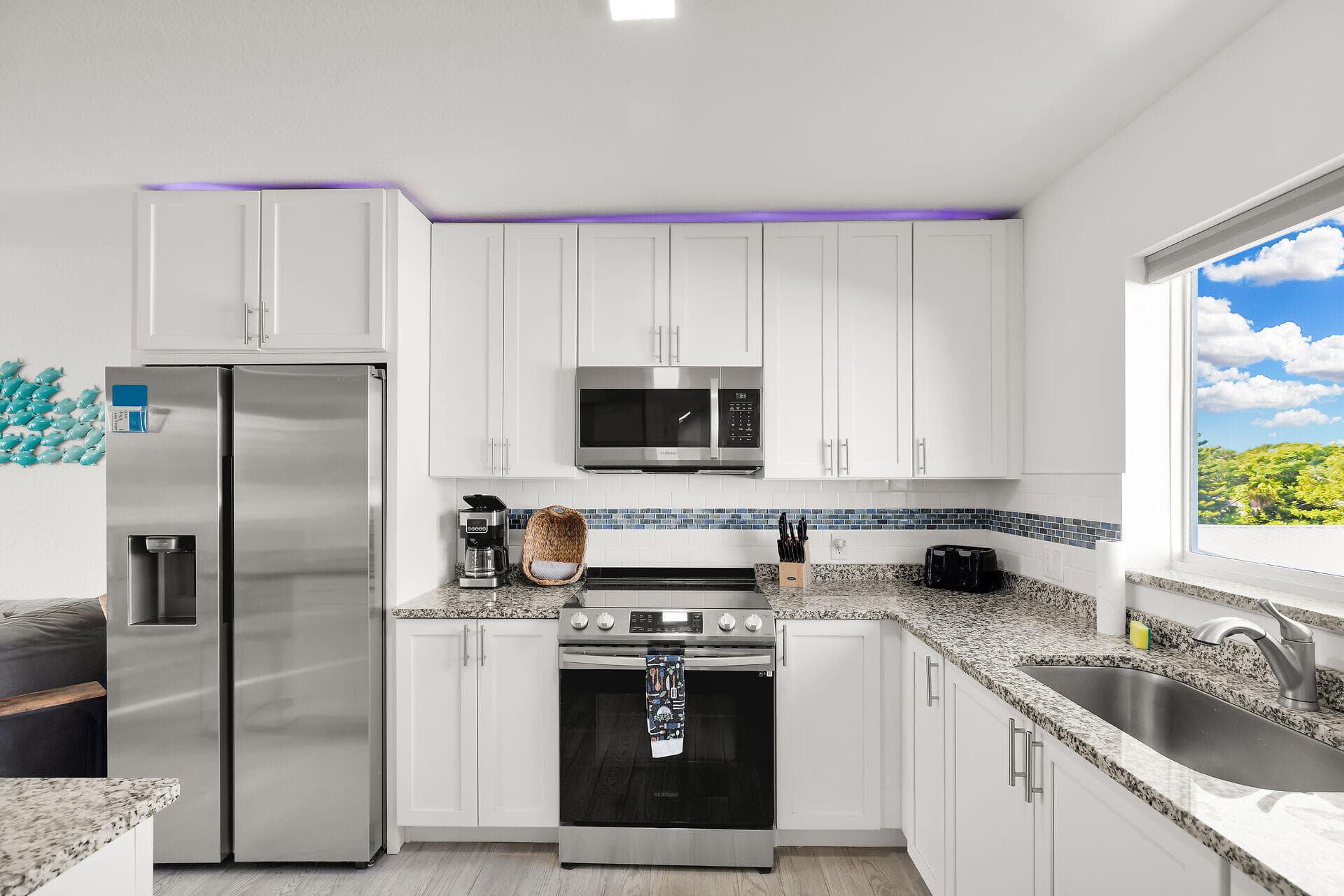 10877 Overseas Highway APT 97 photo 17