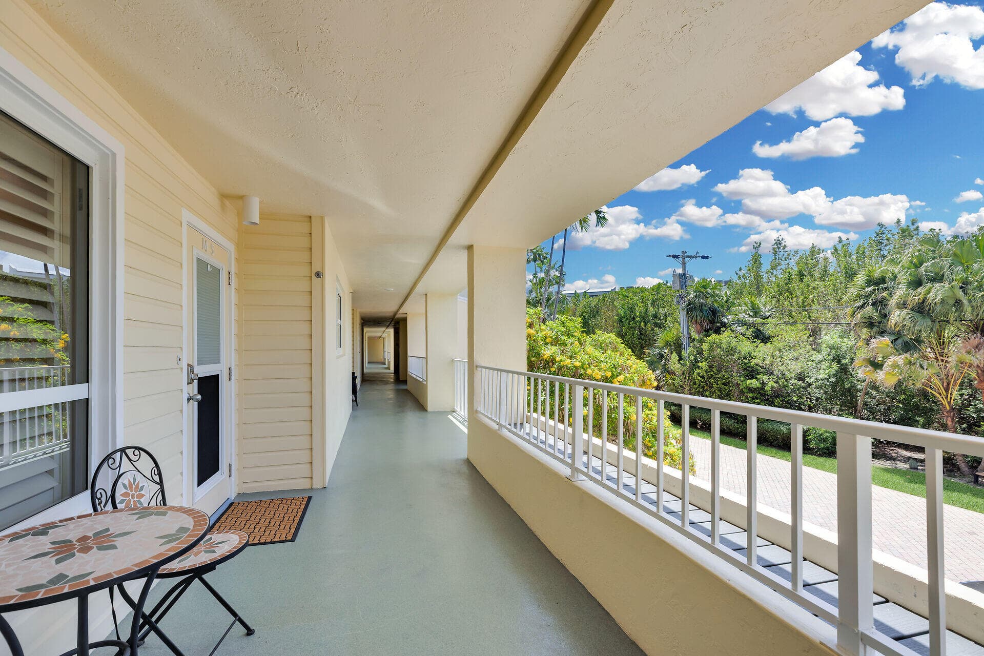 87851 Old Highway APT M5 photo 4