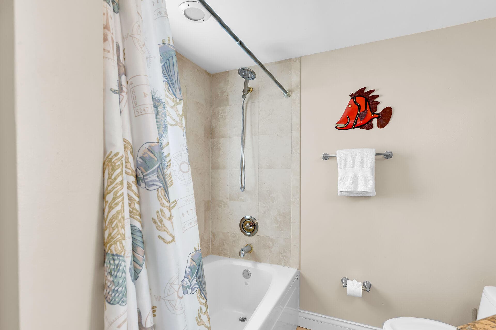 261 3Rd Street photo 21