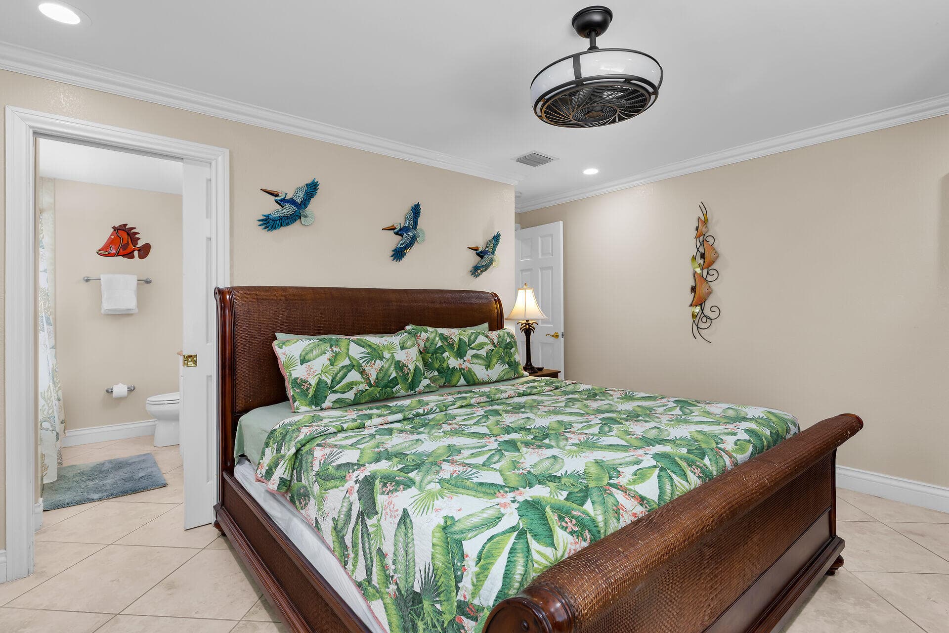 261 3Rd Street photo 18