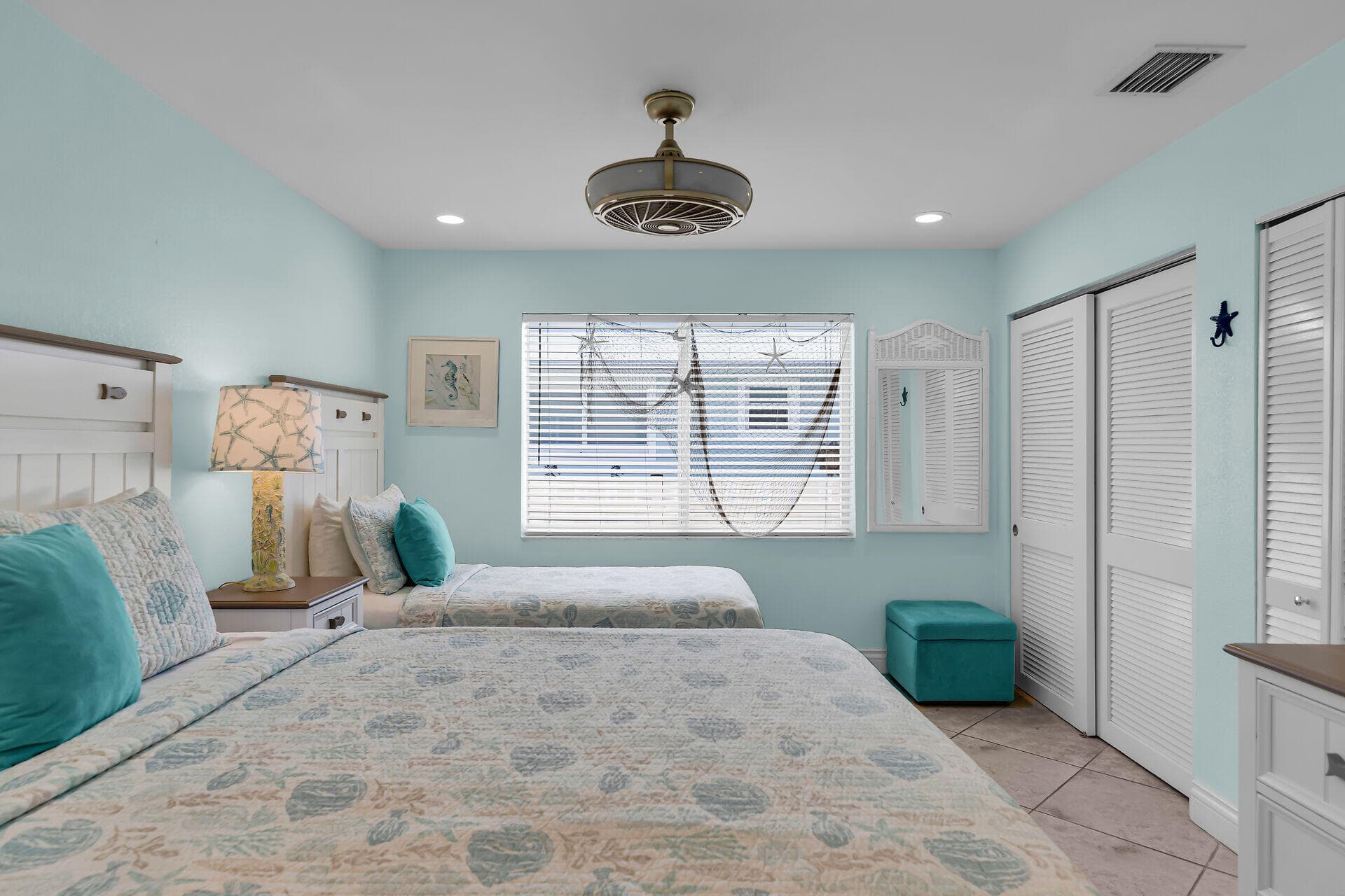 261 3Rd Street photo 24