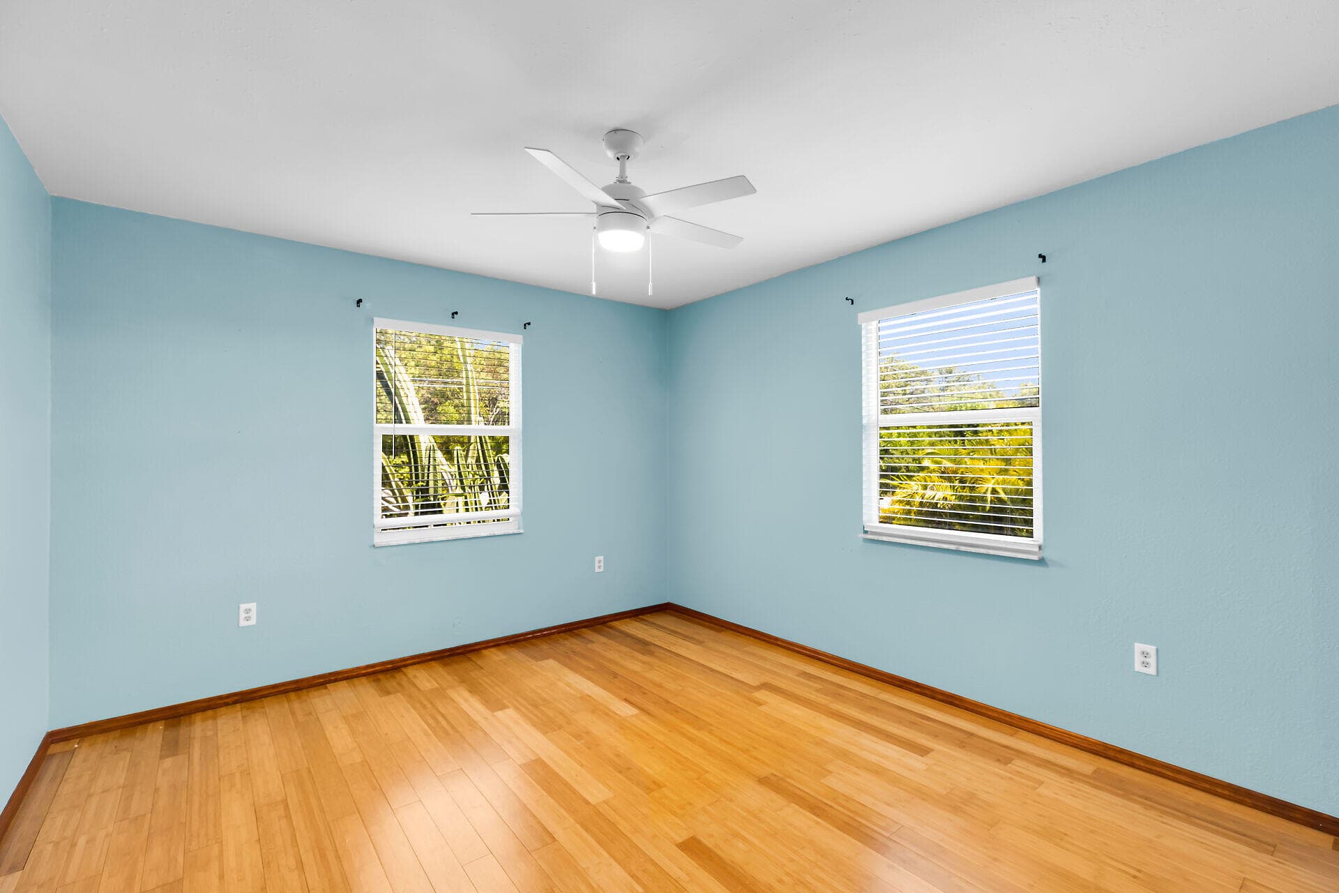 1821 Bittersweet Avenue photo 8
