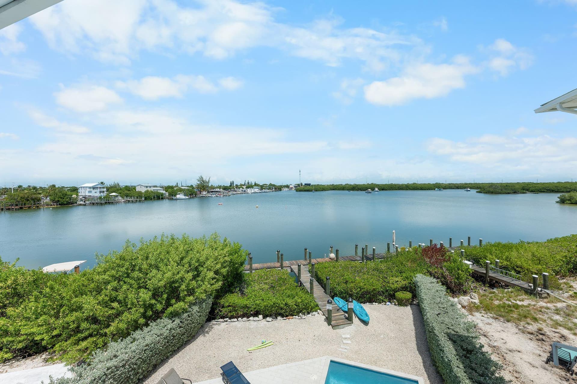 171 Avenue D photo 22