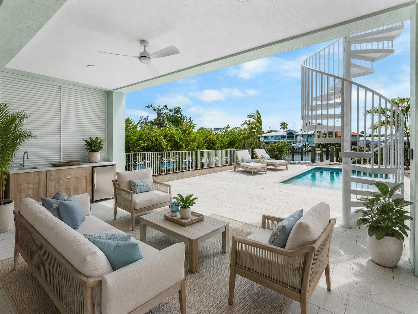 111 Avenue D #2 5