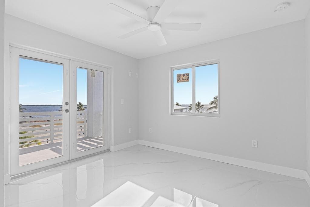 31569 Avenue D photo 6
