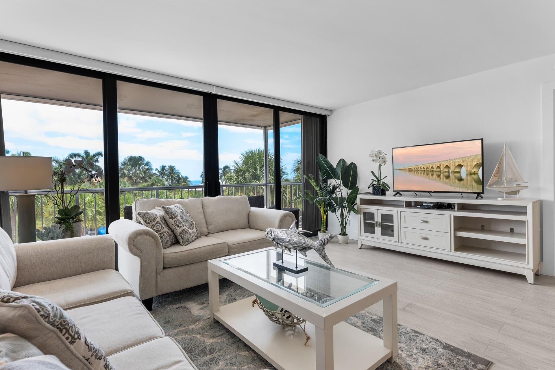2000 Coco Plum Drive 302 photo 9