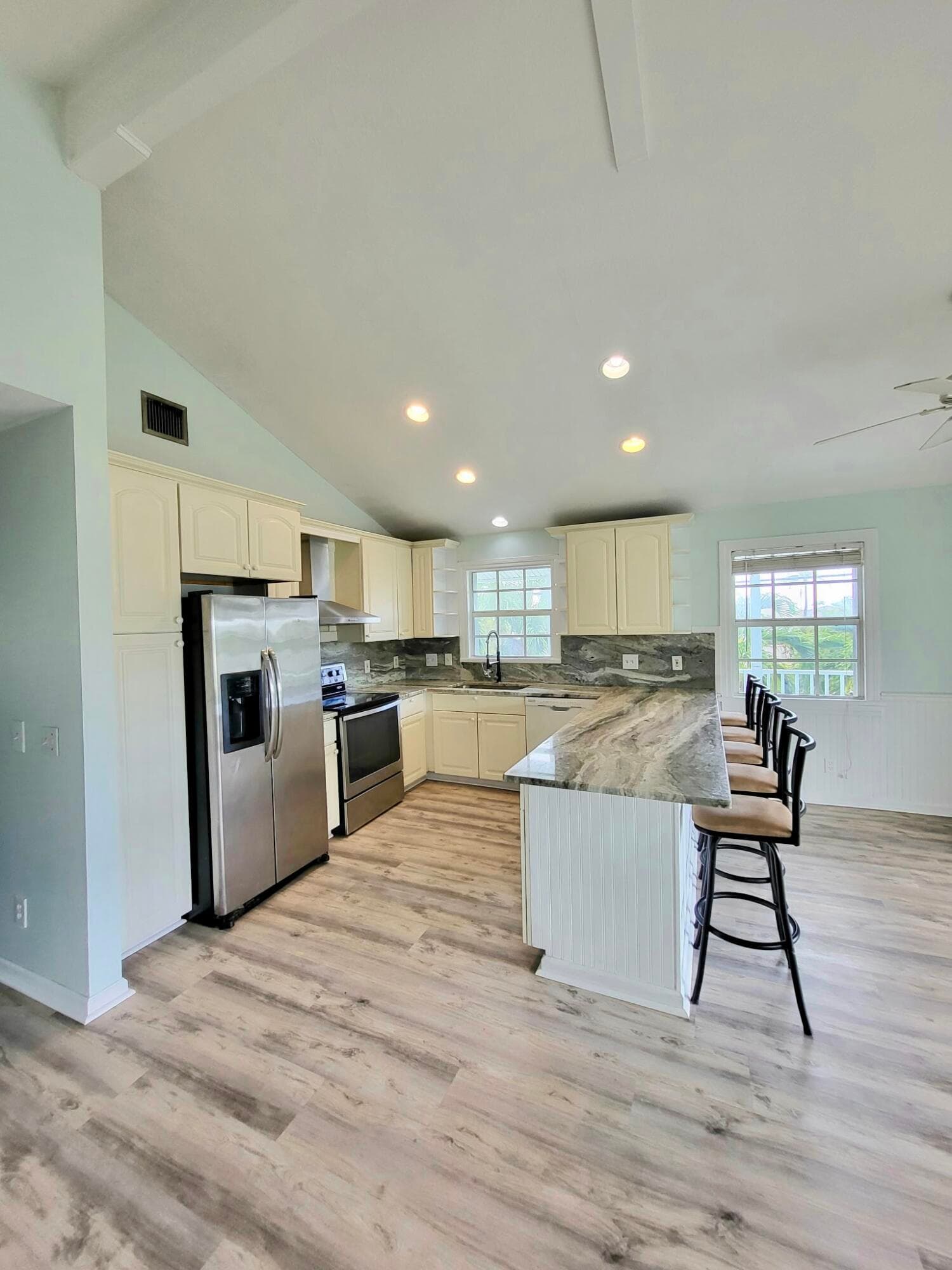 22968 Drake Lane photo 10