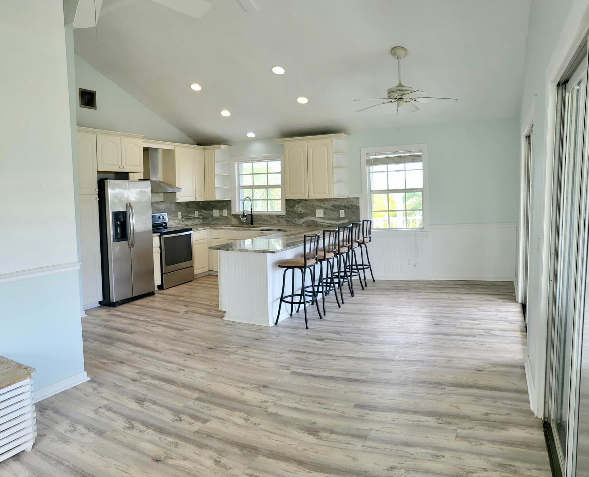 22968 Drake Lane photo 8