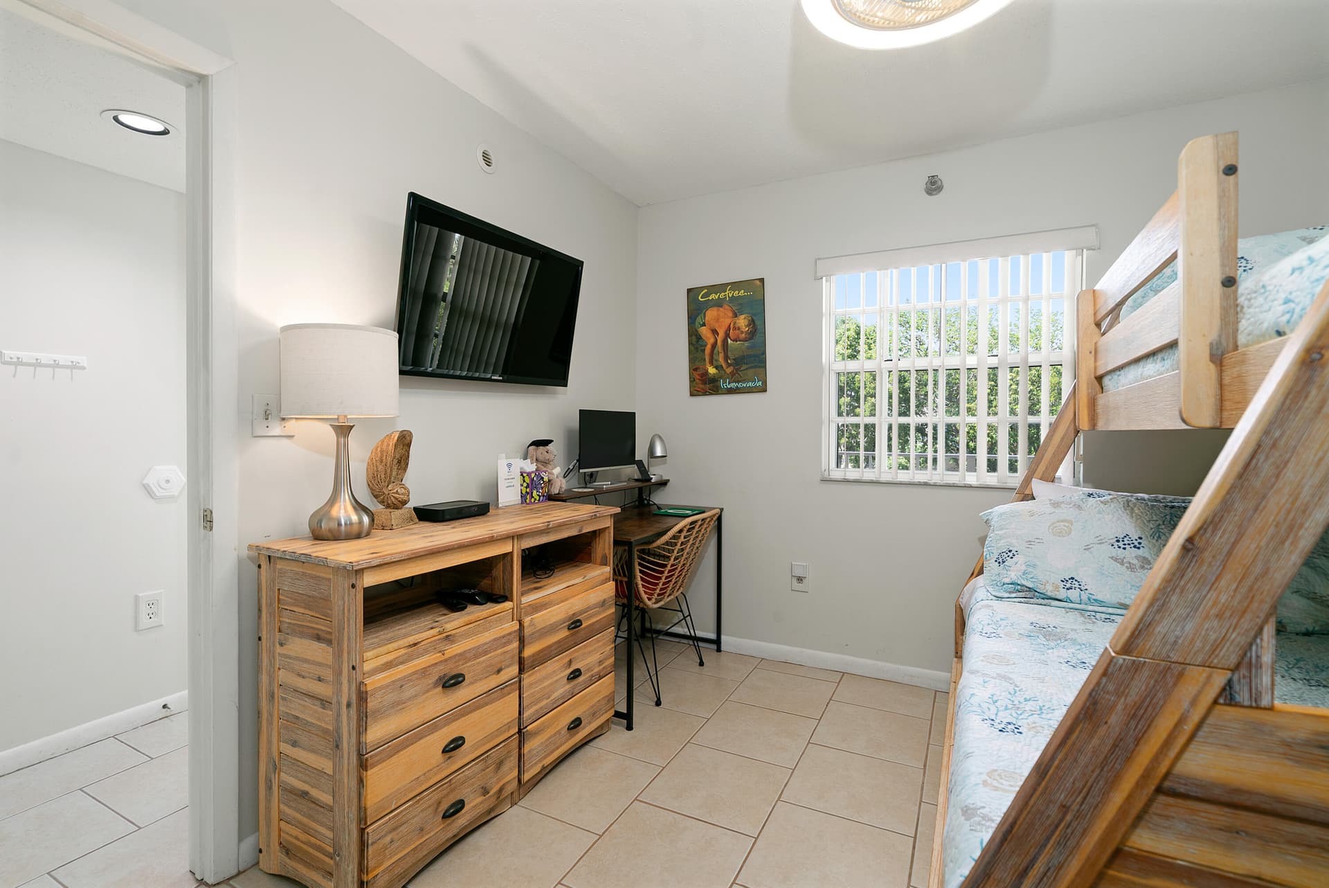 500 Burton Drive 4207 photo 14