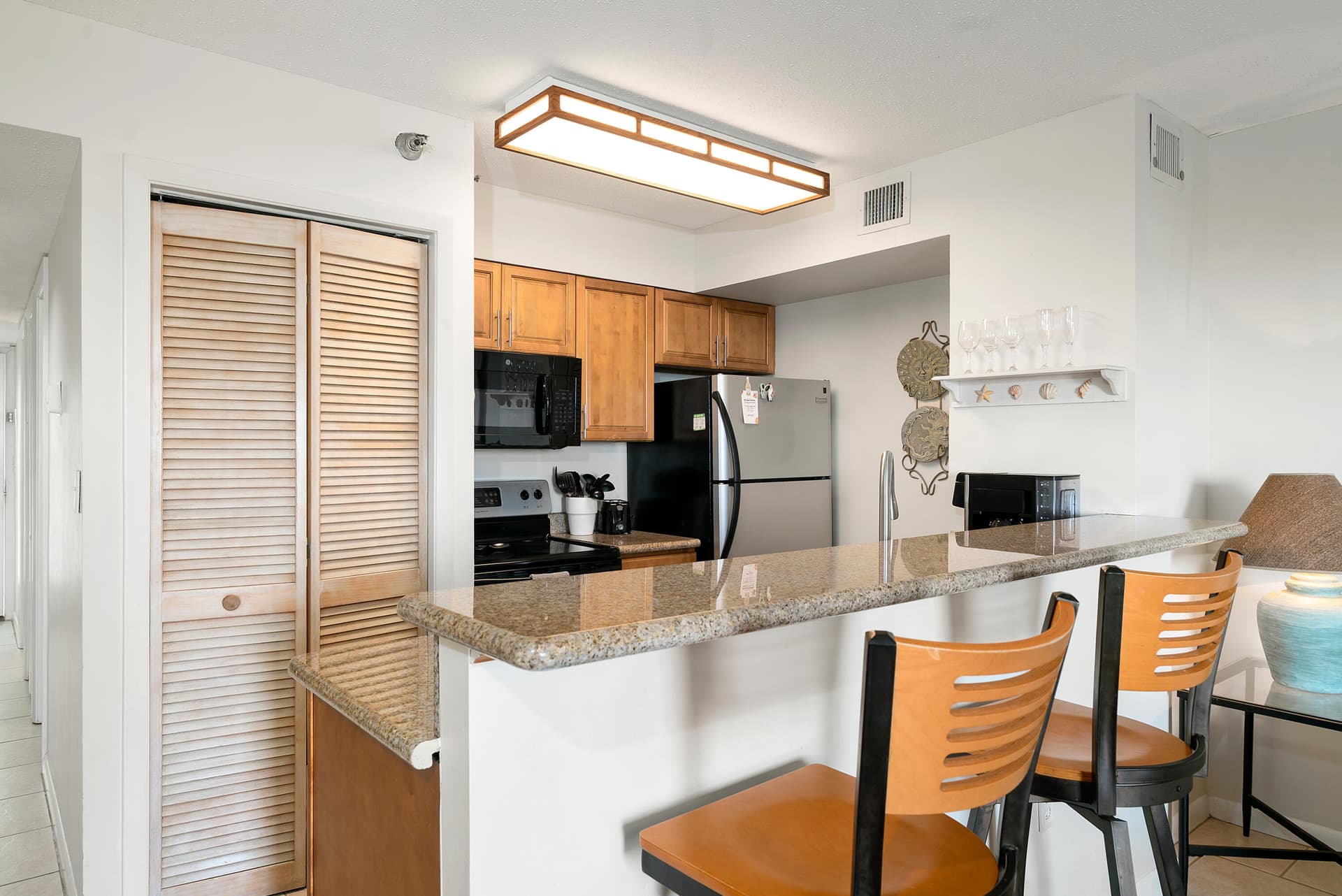 500 Burton Drive 4207 photo 7
