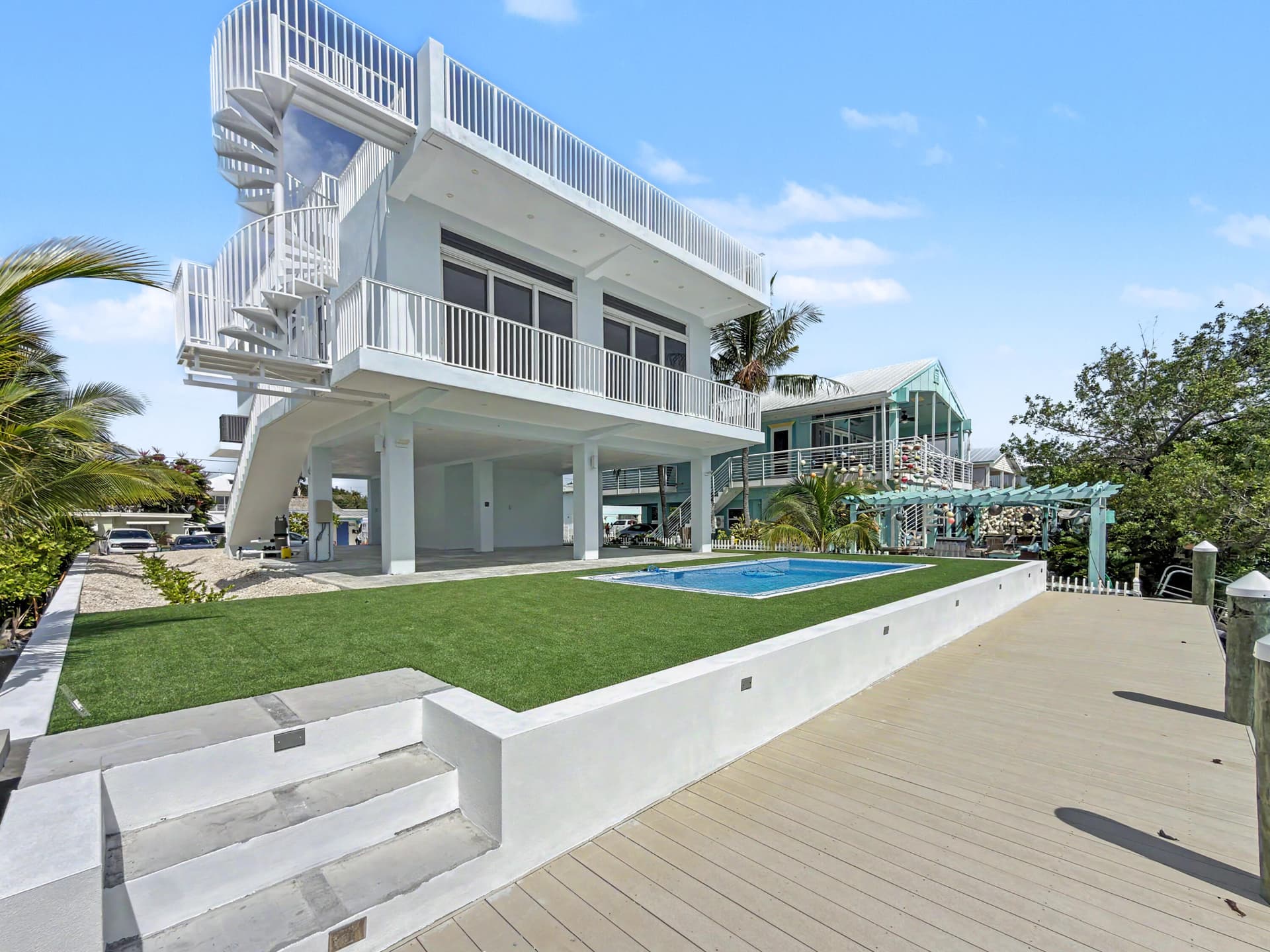 131 Snapper Creek Drive photo 4