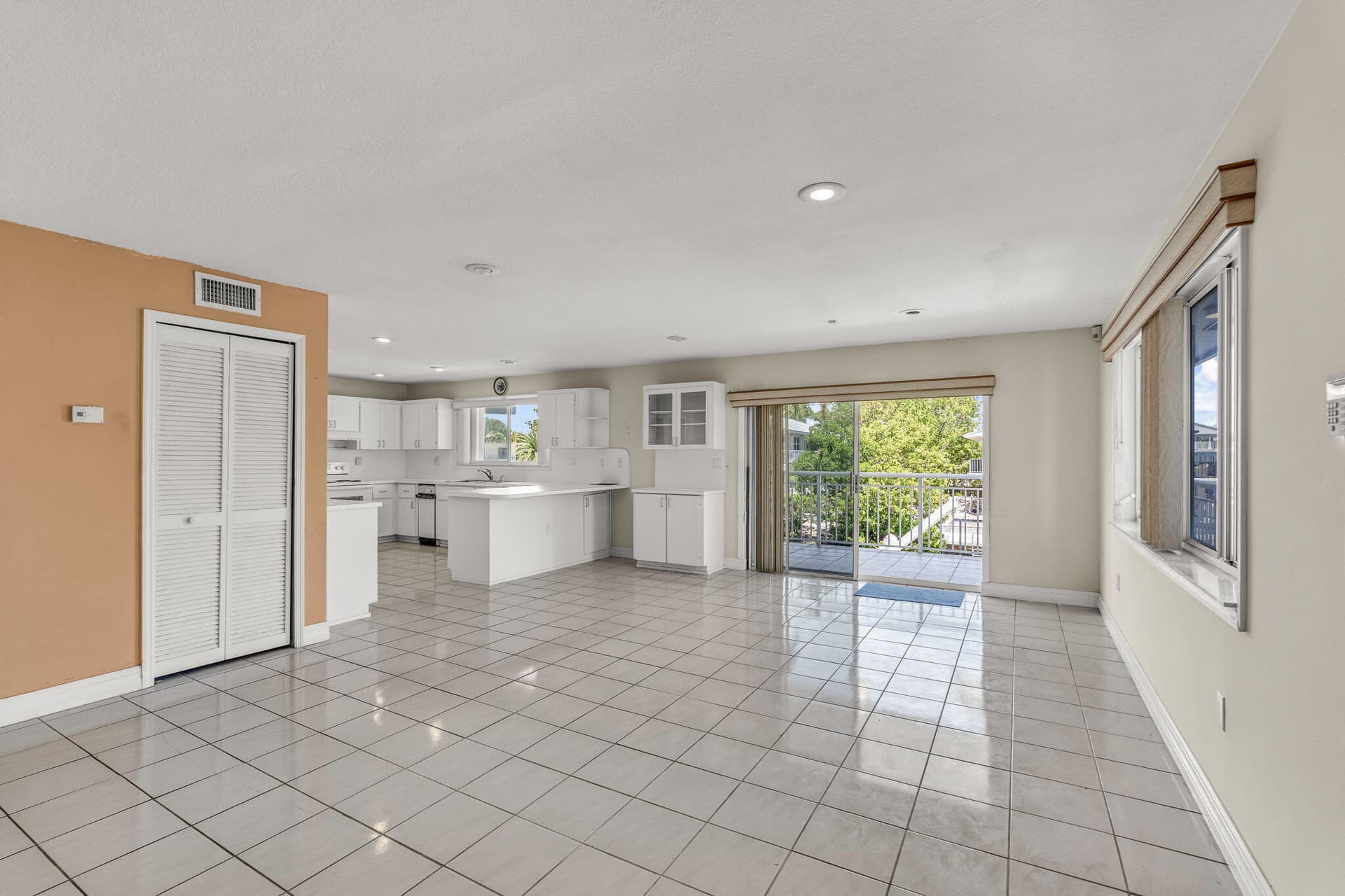 807 Bonito Lane photo 15