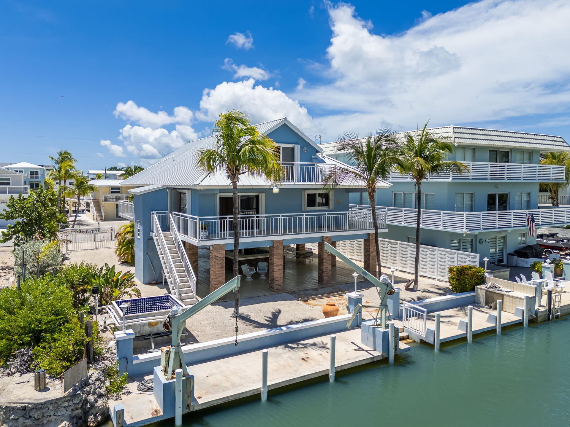 807 Bonito Lane photo 1