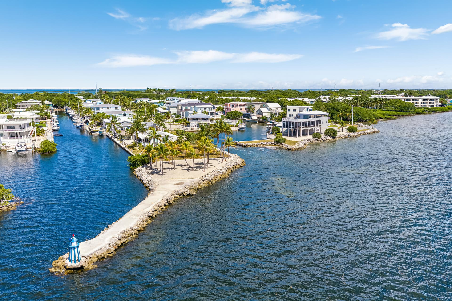 108 Coral Way photo 3