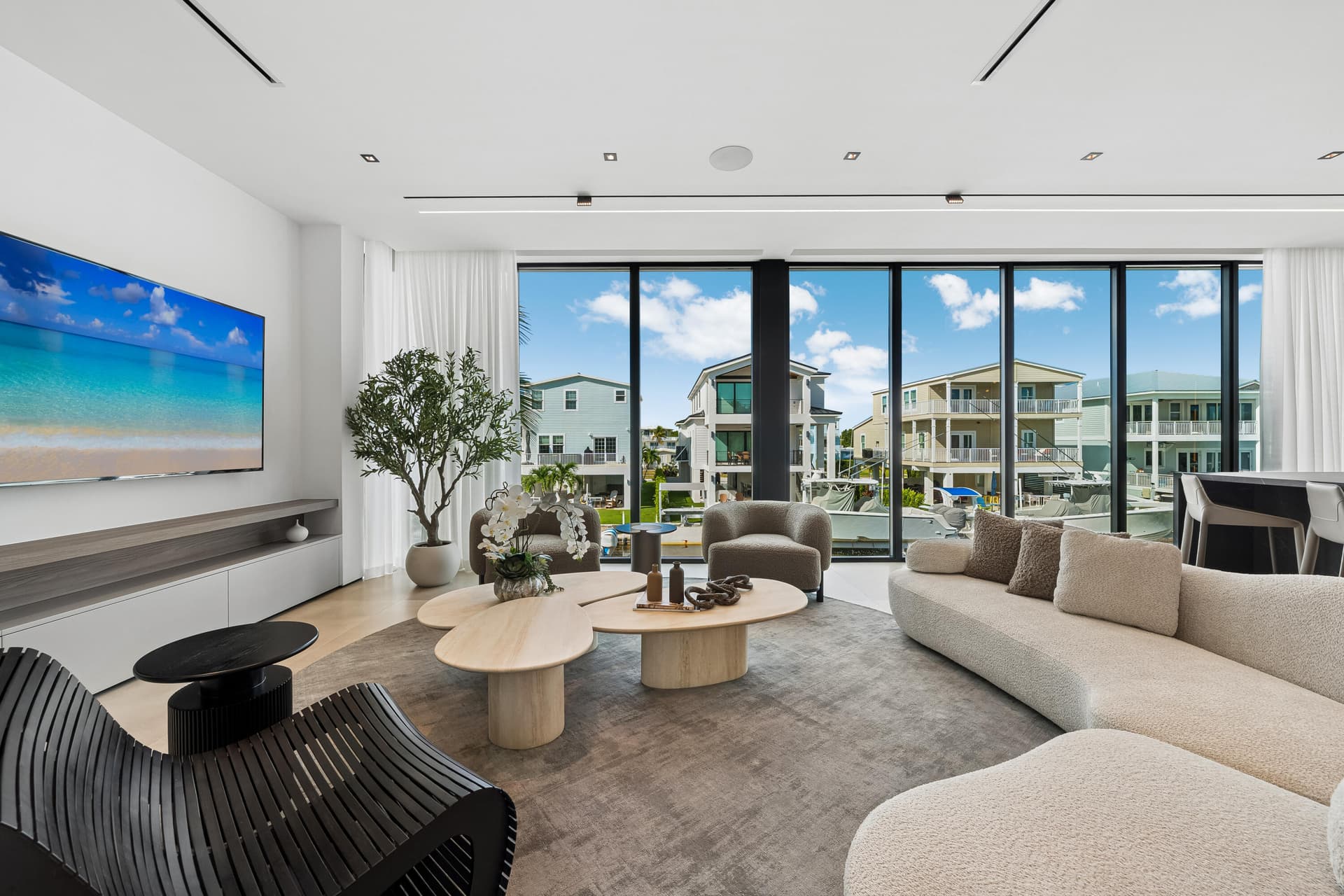 108 Coral Way photo 10