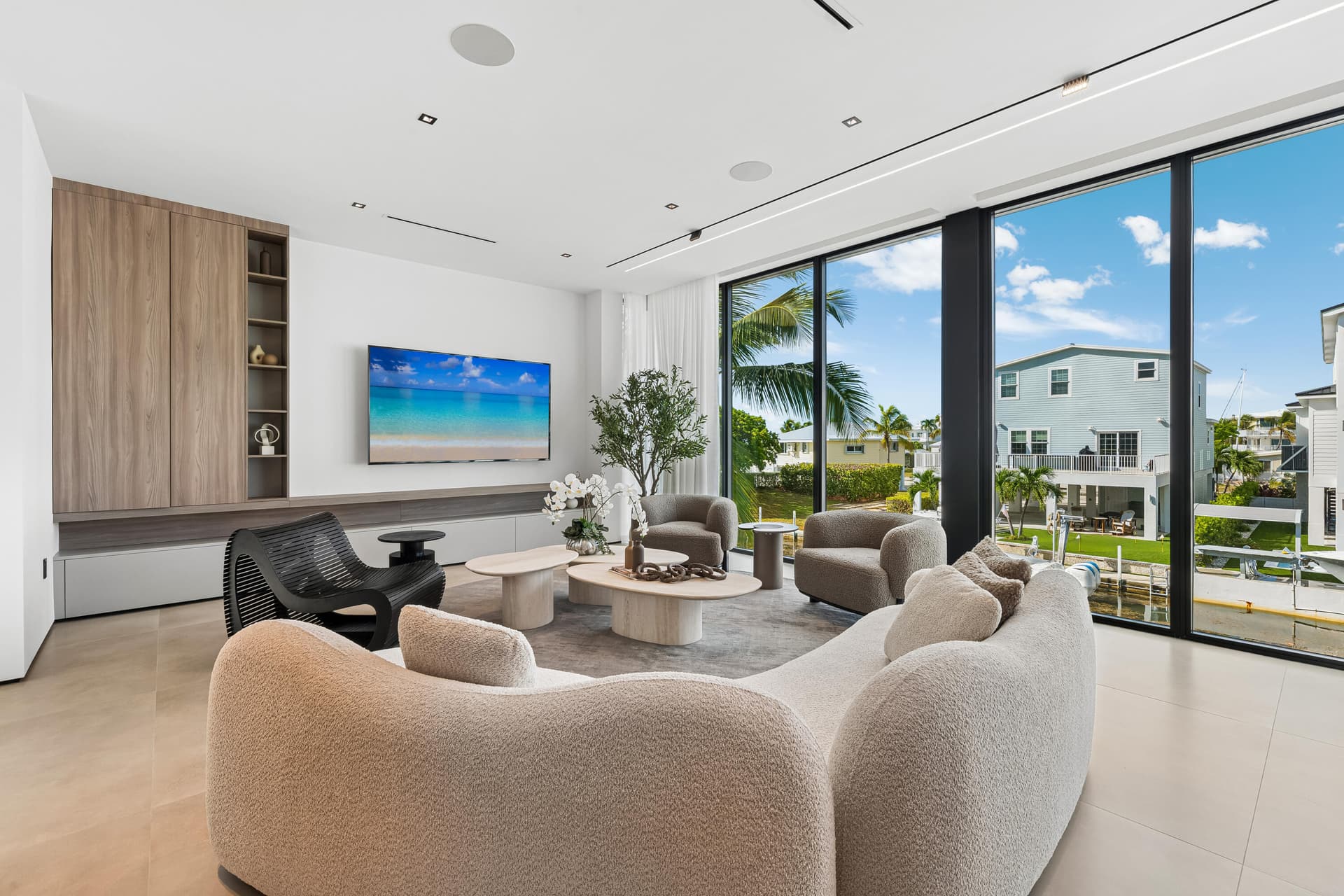 108 Coral Way photo 11