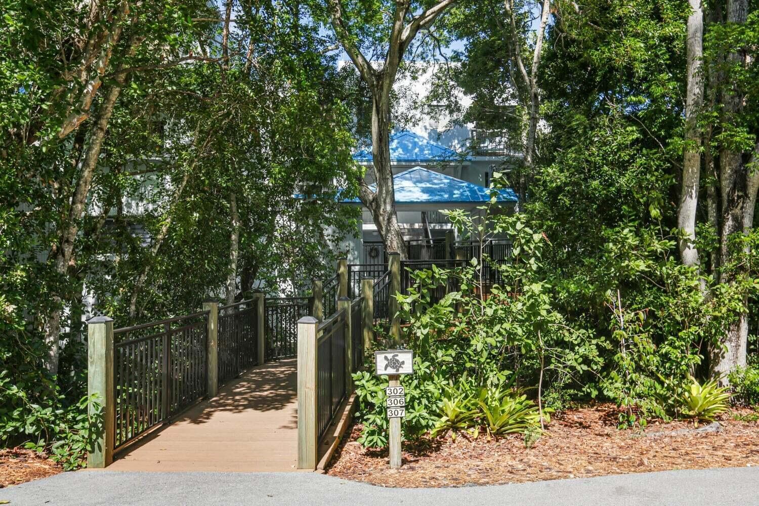 307 Sanctuary Drive 307 photo 16