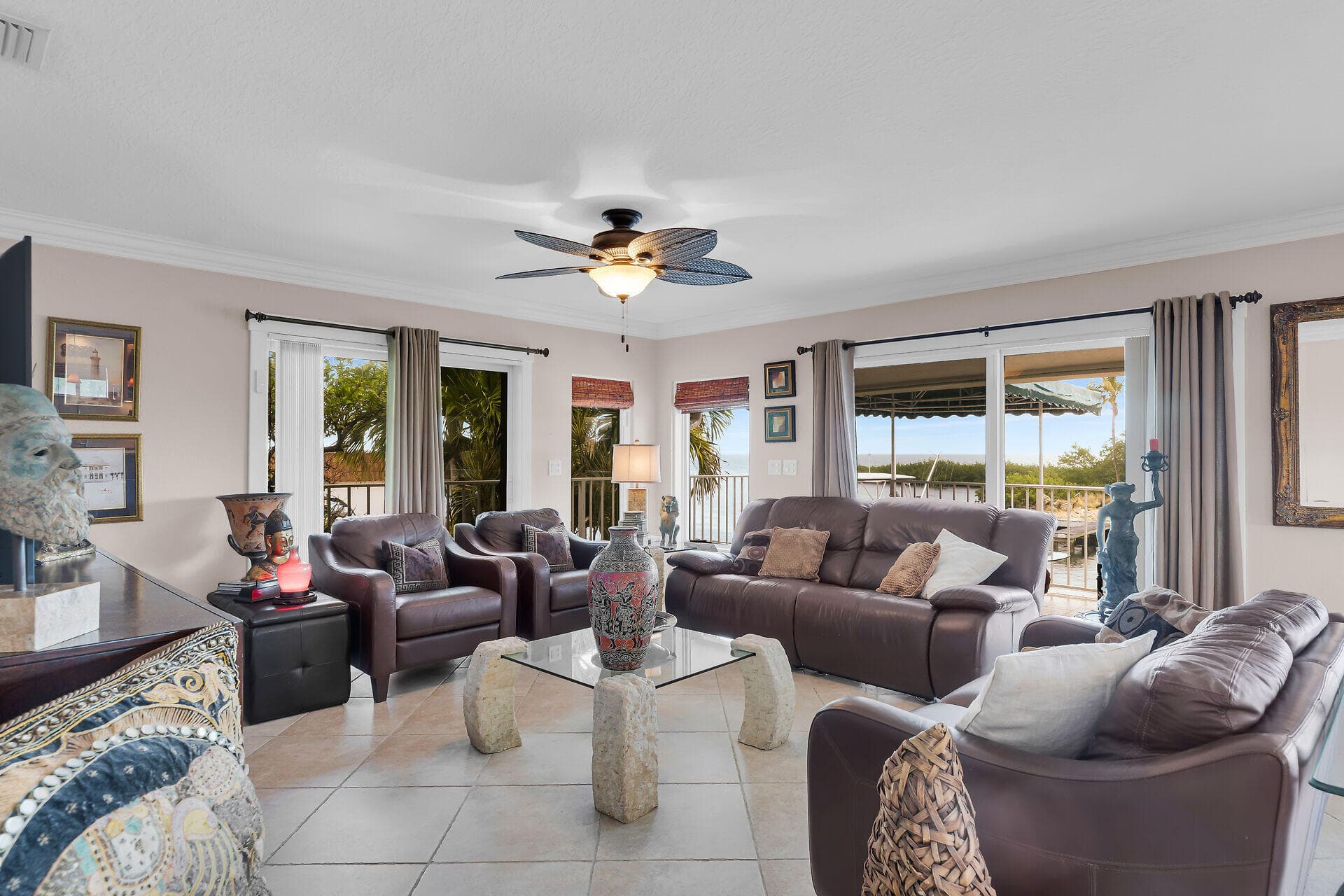 114 N Coconut Palm Boulevard photo 8