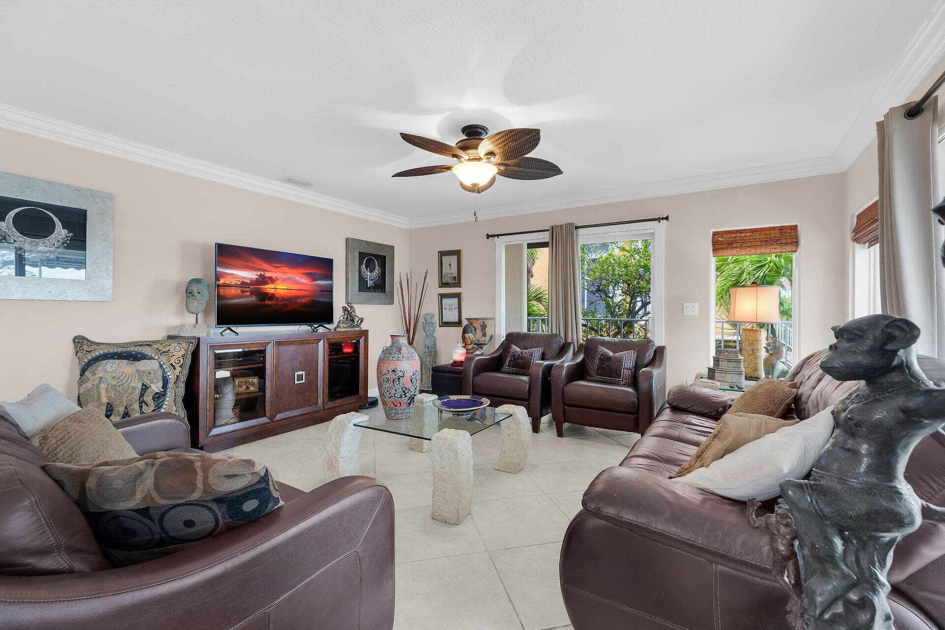 114 N Coconut Palm Boulevard photo 9