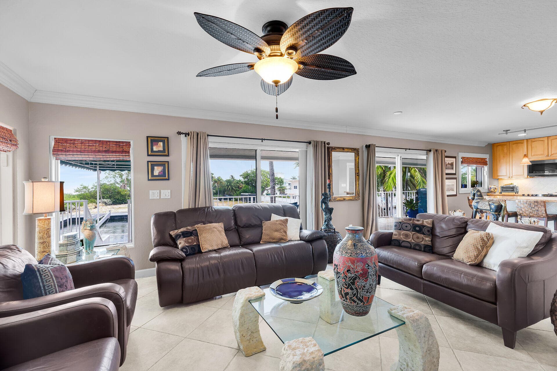 114 N Coconut Palm Boulevard photo 10