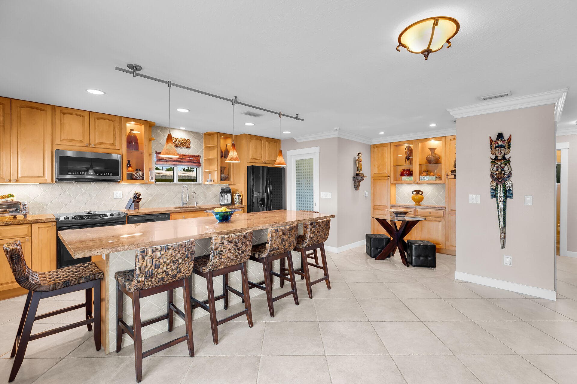 114 N Coconut Palm Boulevard photo 13