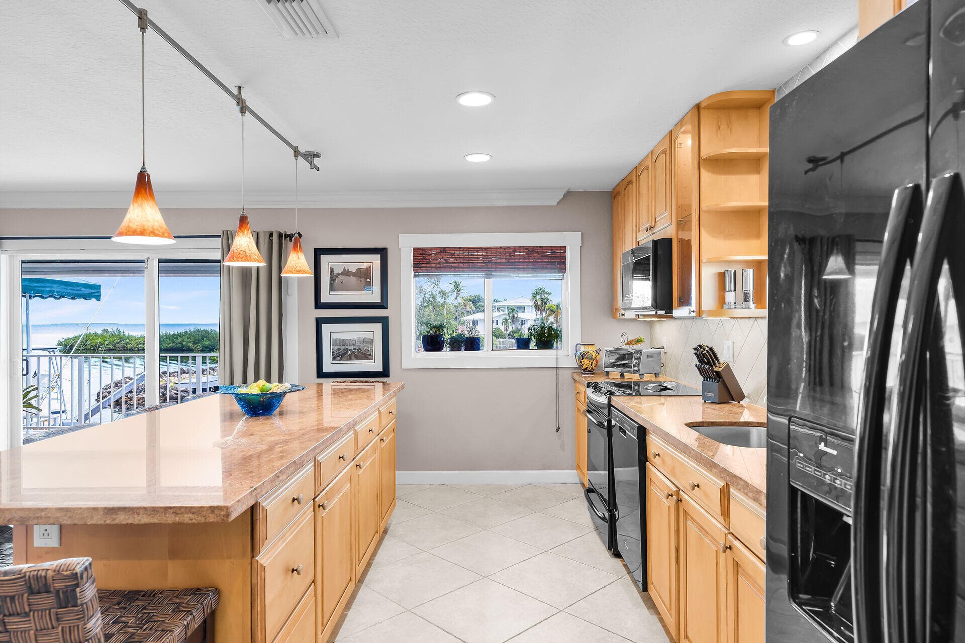 114 N Coconut Palm Boulevard photo 16